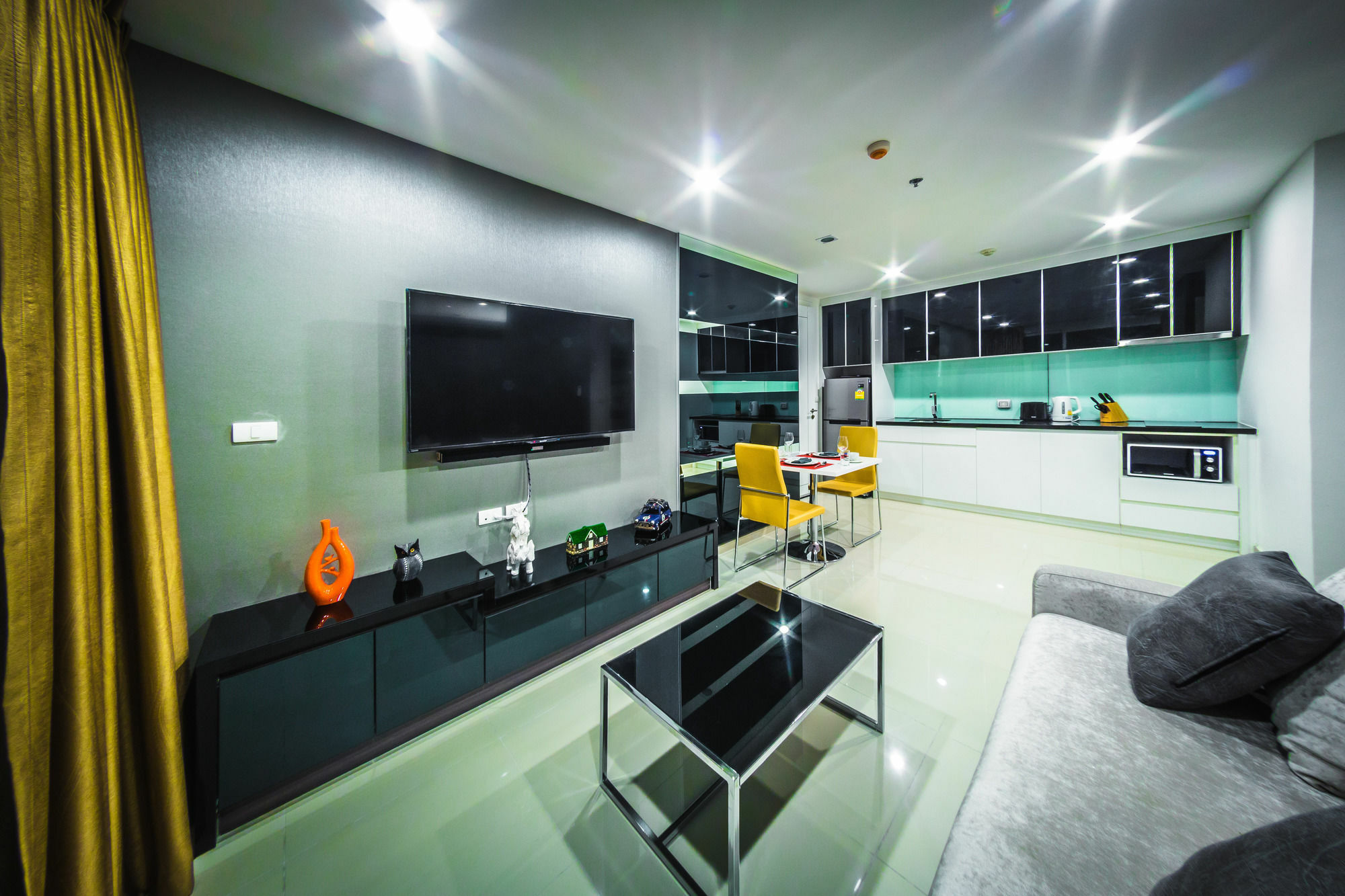 Vision Pratumnak By Sunny * Pattaya