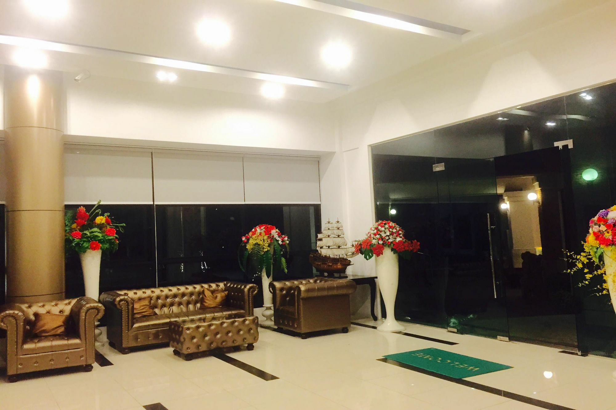 Resort Marble Garden View