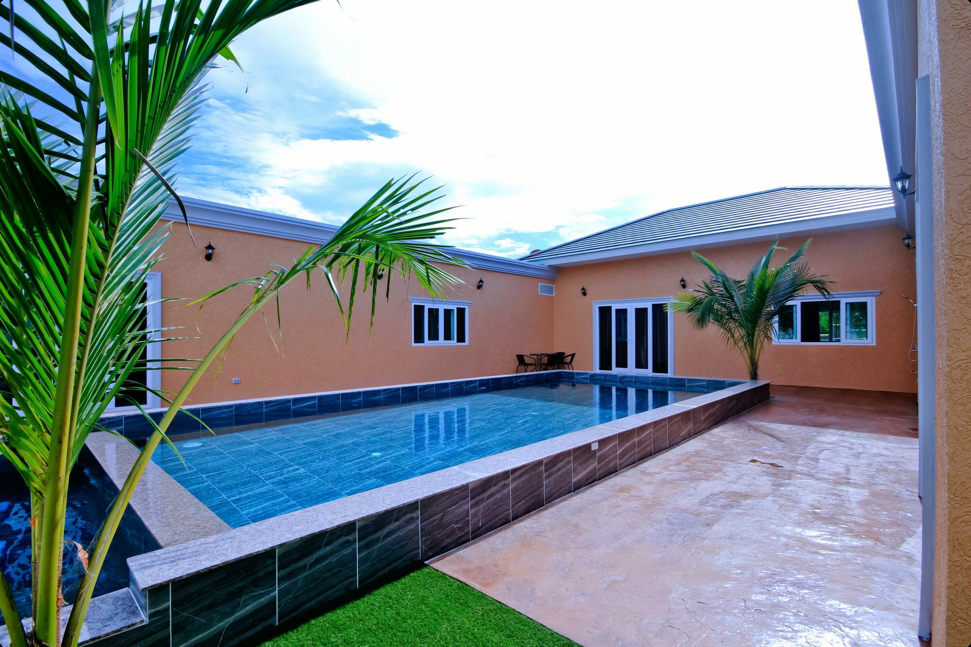 Villa Luxury Pool 3br 6-8 Persons (adults Only) *