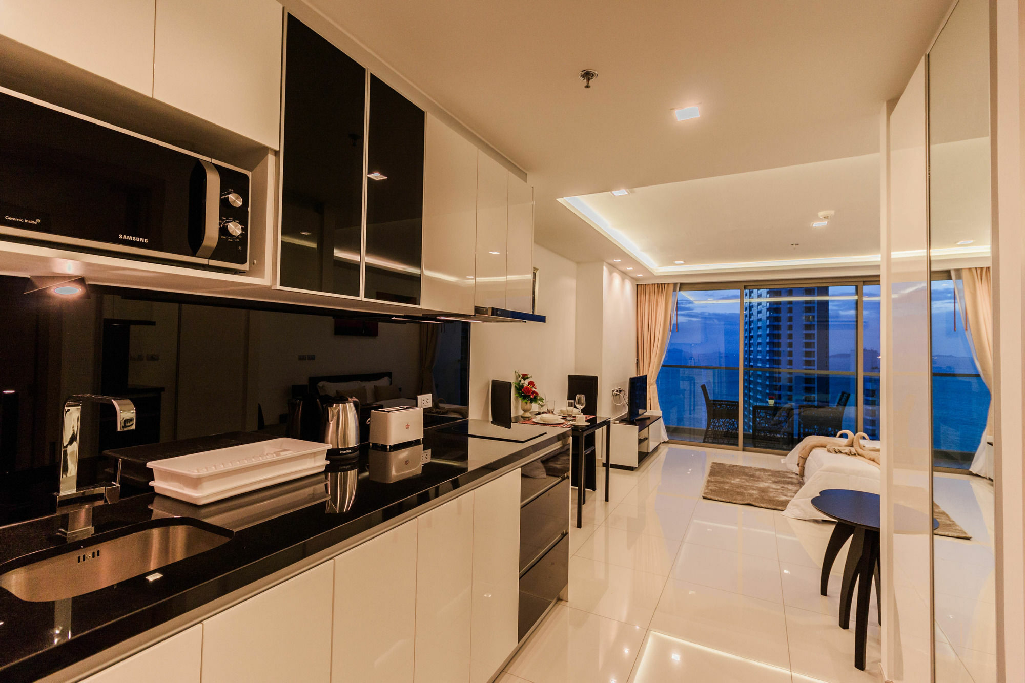 Apartment Wongamat Tower 1 Bedroom *