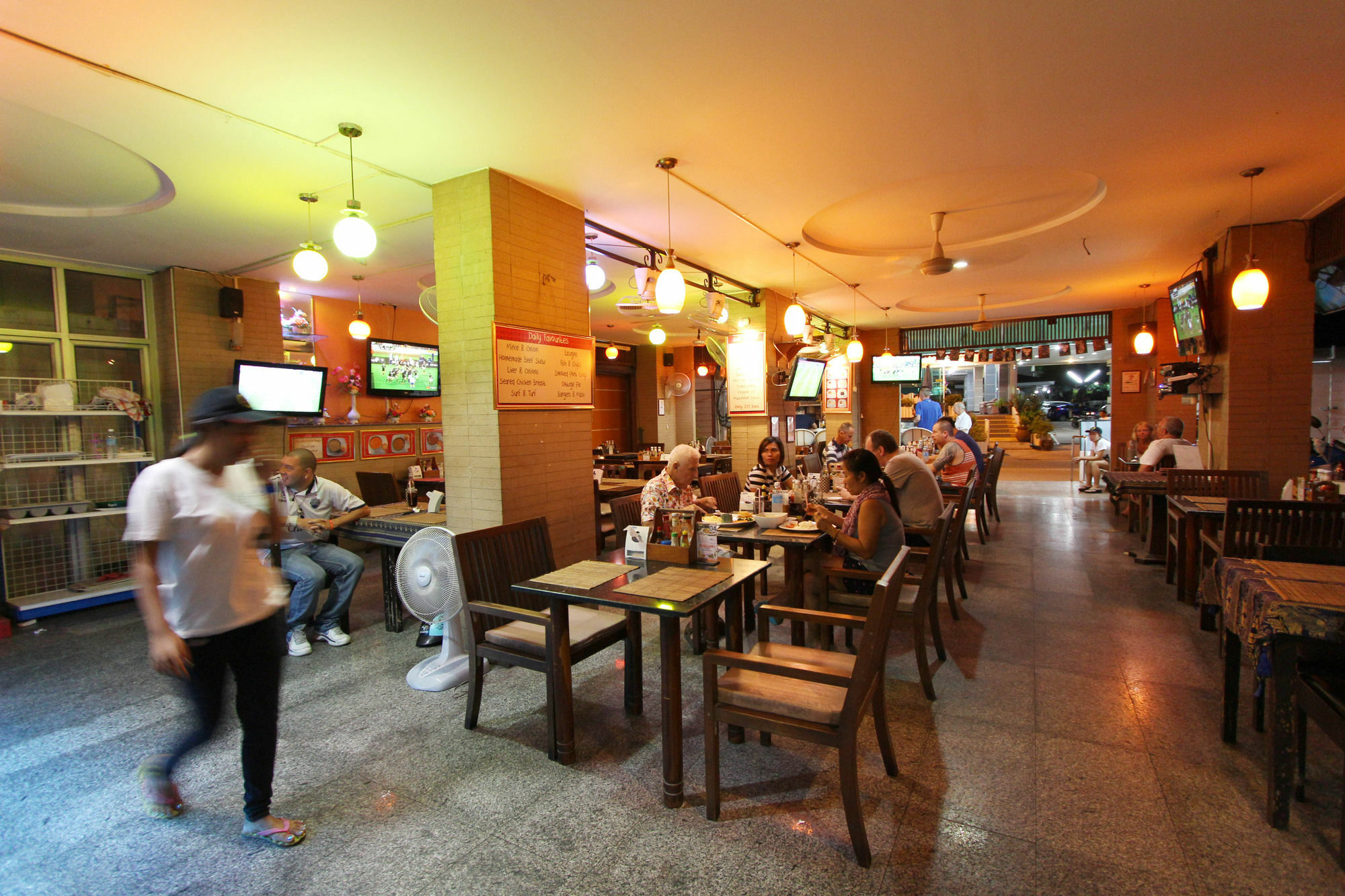 Hotel 18 Coins Budget Pattaya