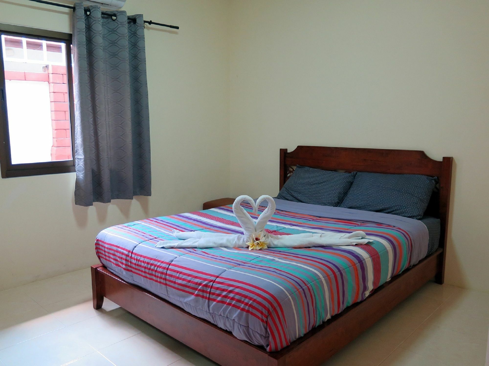 Baan Kanittha - 4 Bedrooms Garden * Pattaya