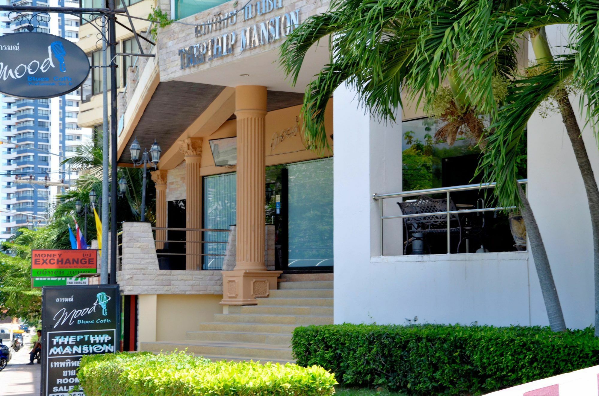 Apartment Thepthip Artdeco Studio
