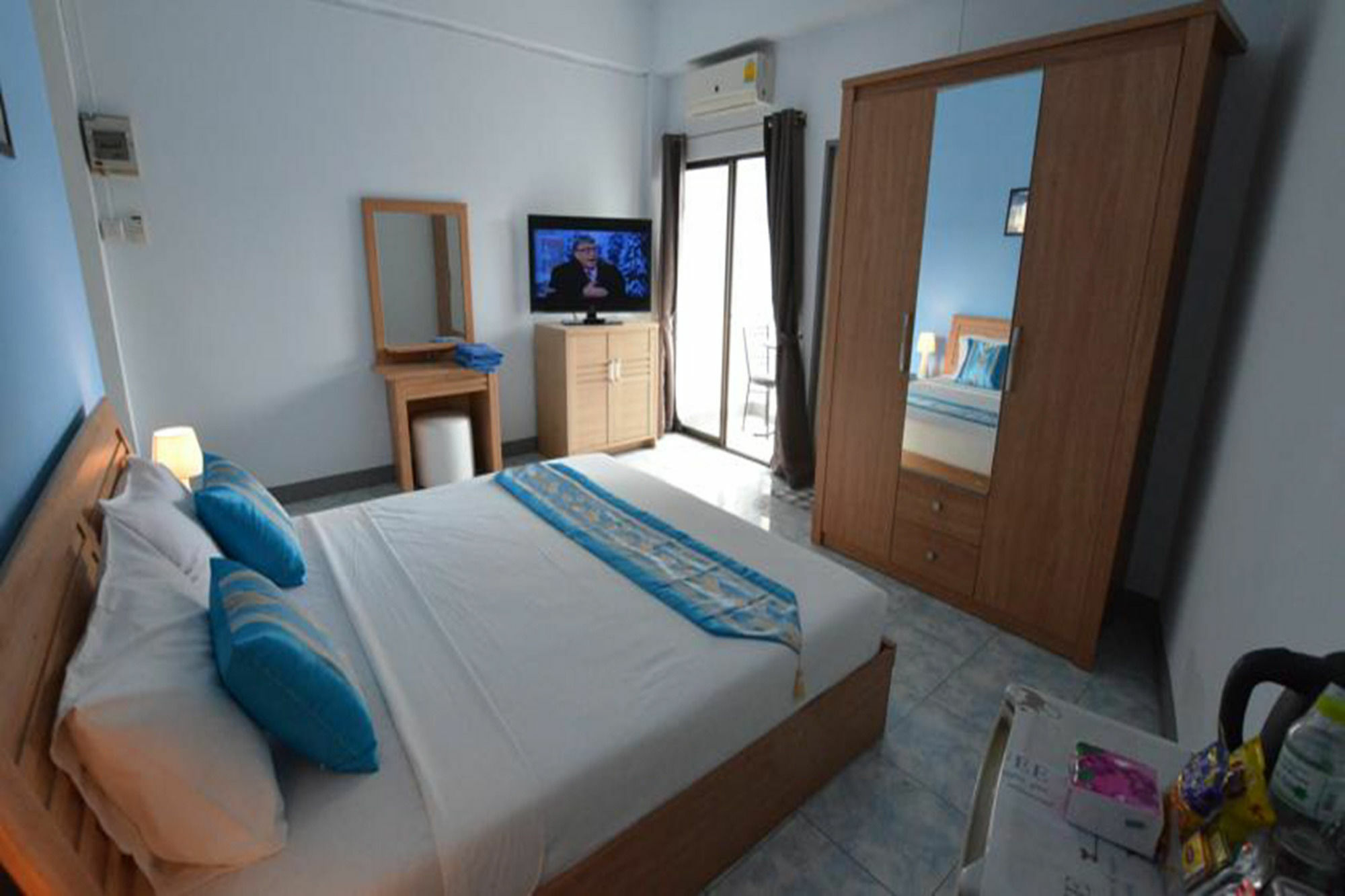 Bua Khao Paradise Pattaya