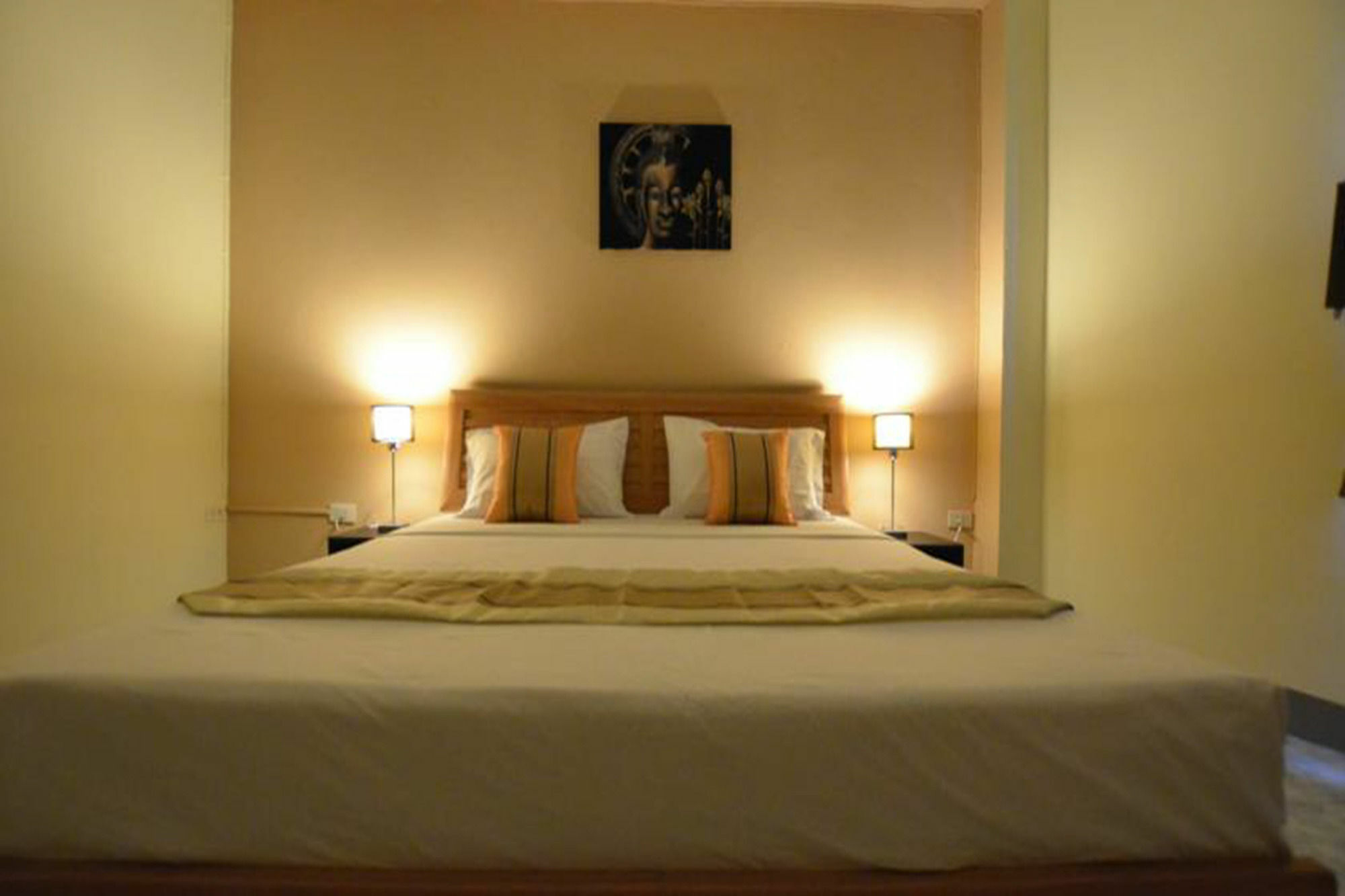Bua Khao Paradise Pattaya