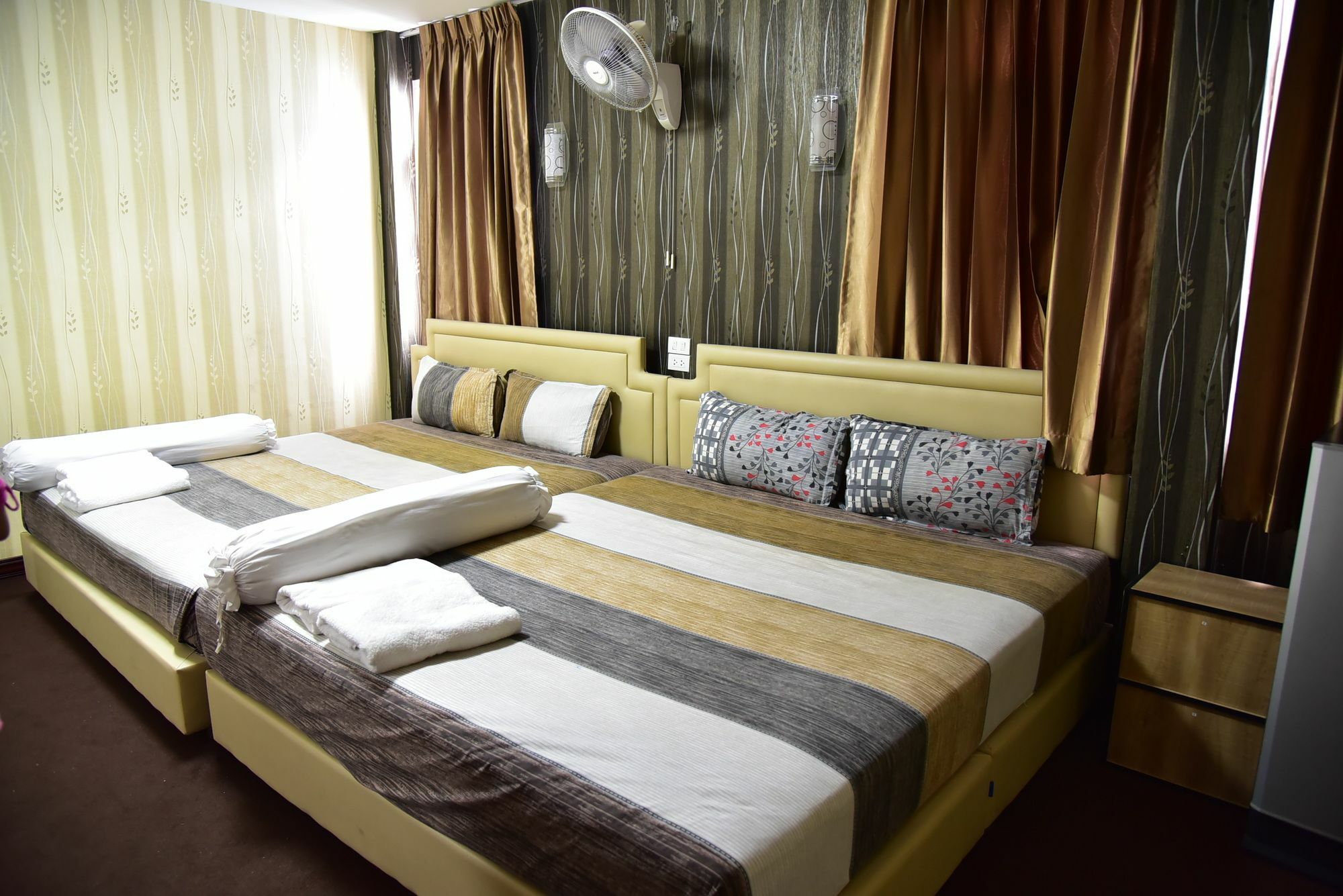 Hotel Hari Om Delhi Darbar Pattaya