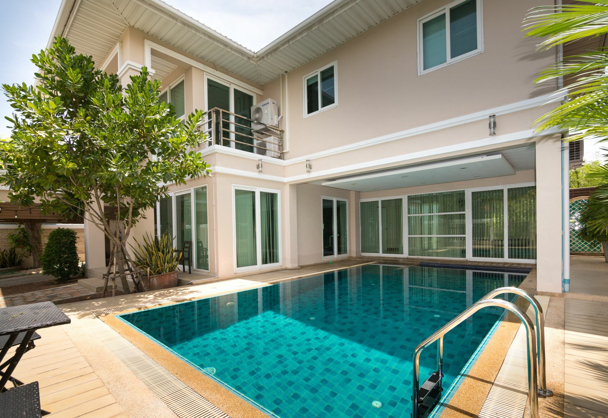 Nowhere Gaia * Pattaya