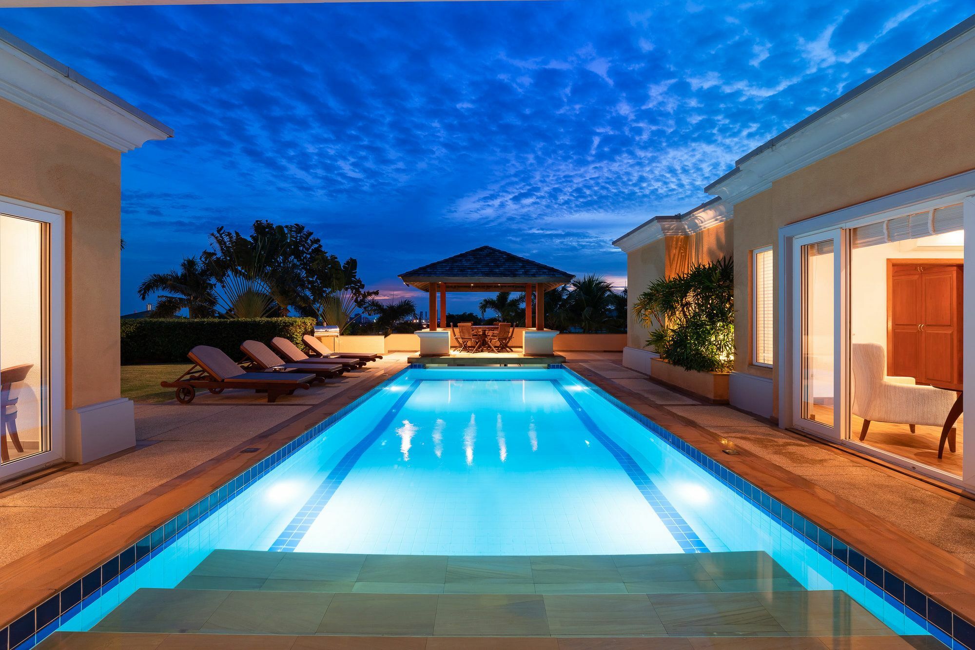 Sunset View Luxury Pool Villa