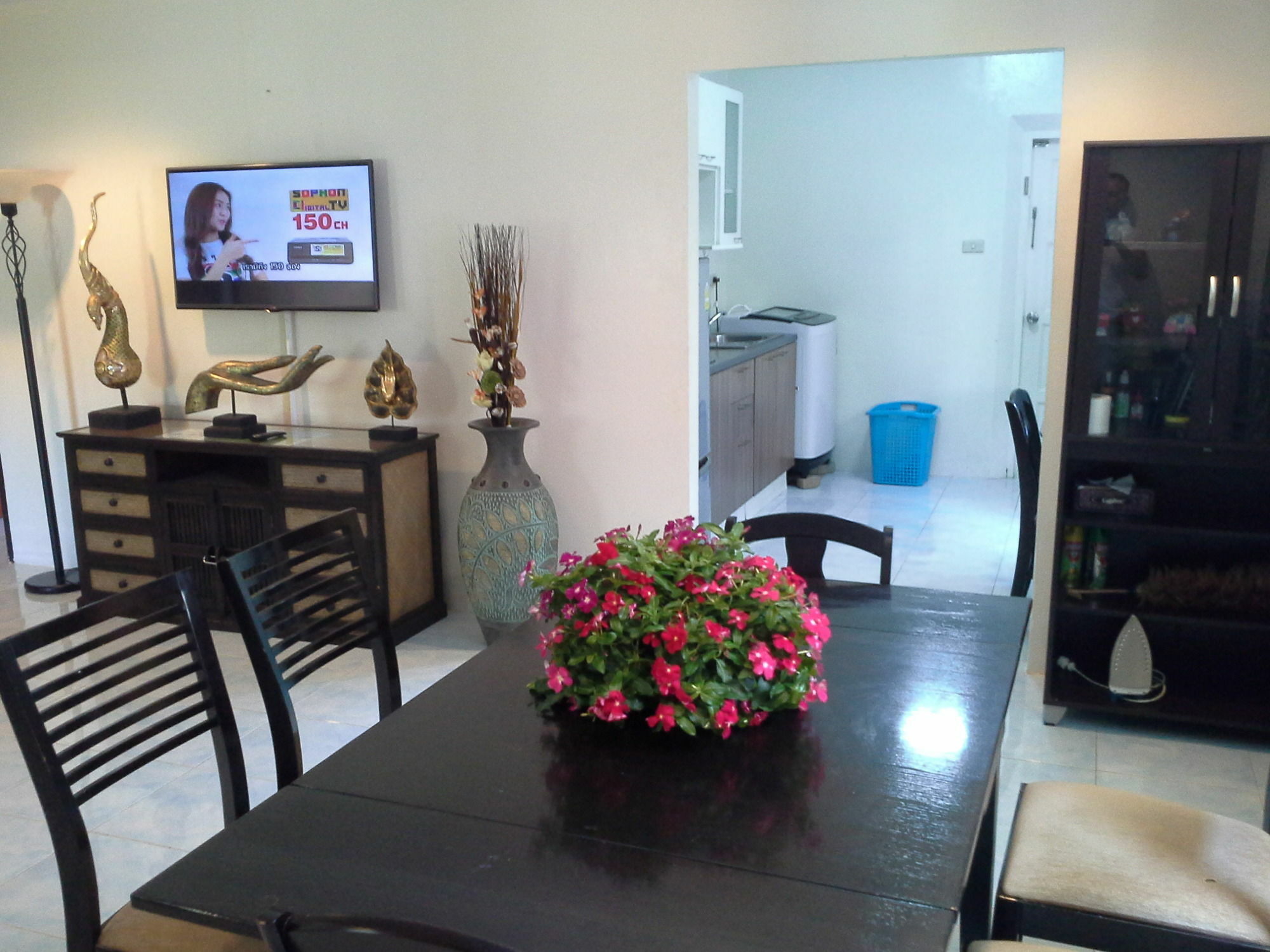 Baan Kanittha - 4 Bedrooms Private Pool Villa *