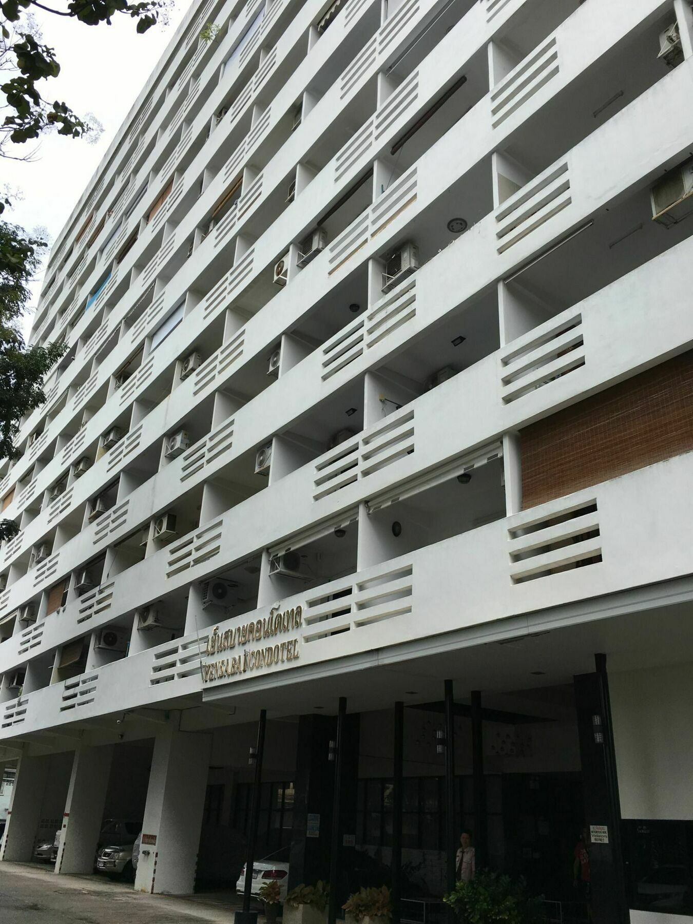 Hotel Yensabai Condotel - 702 By Axiom 3*