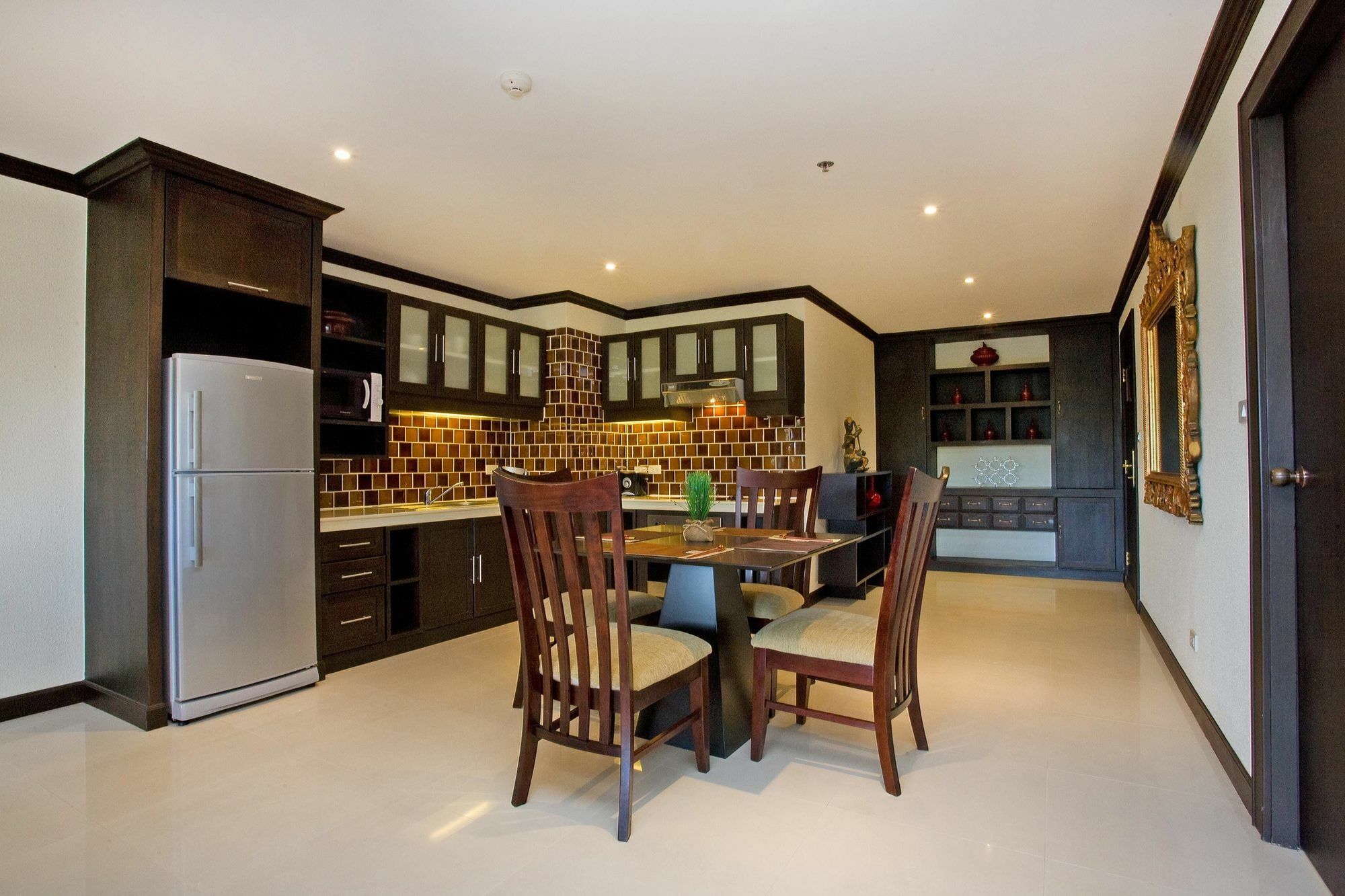 Nirvana Place Apartment