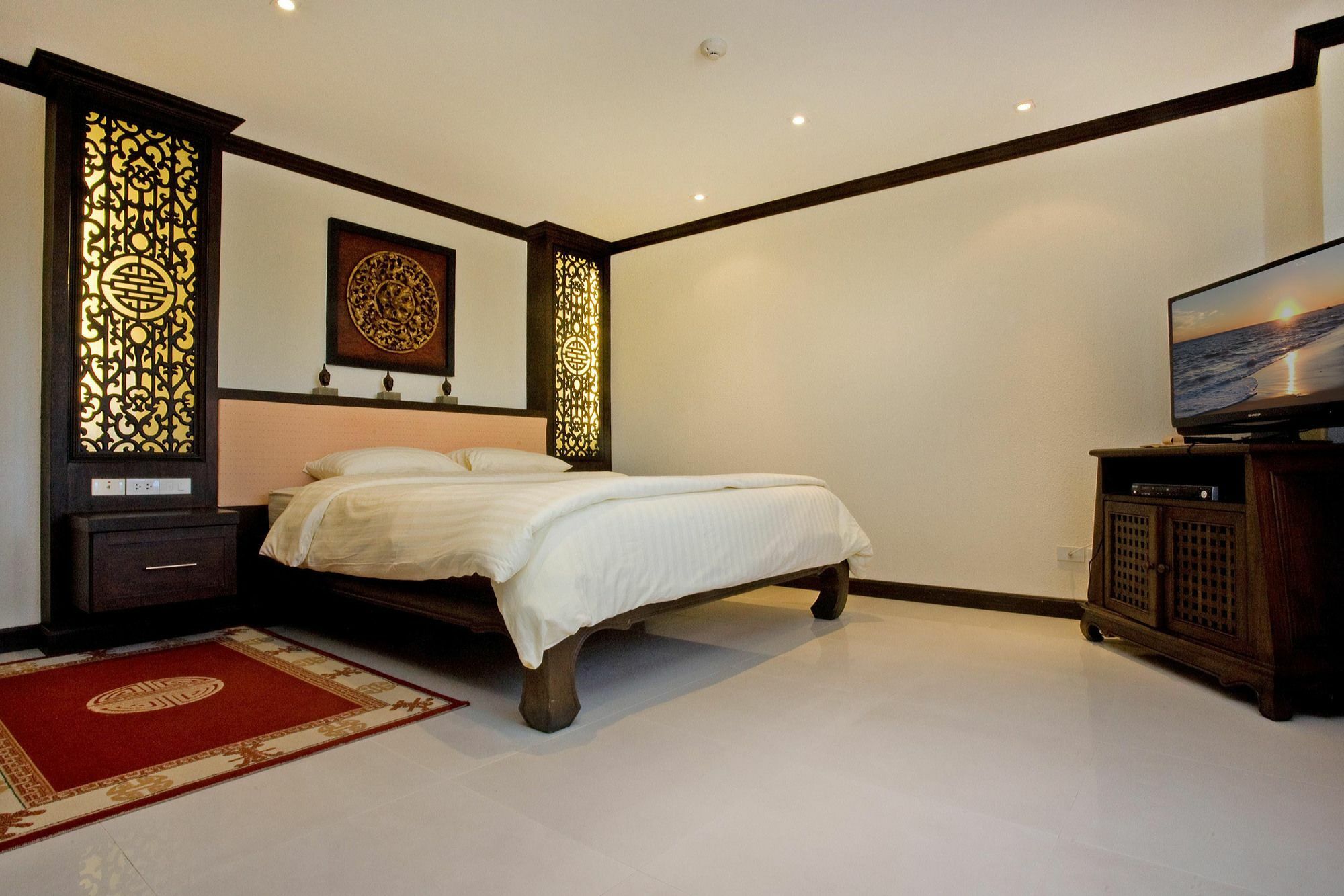 Nirvana Place Apartment *