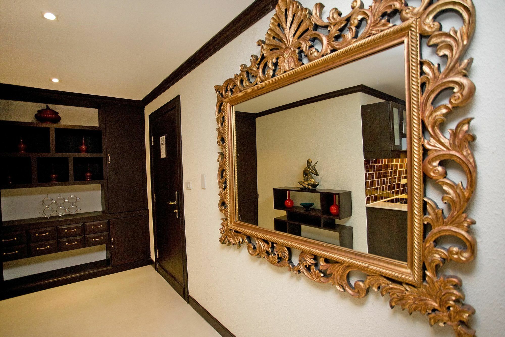 Apartment Nirvana Place Pattaya