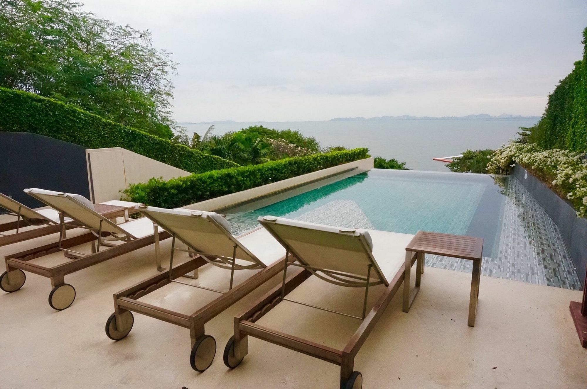 Baan Plai Haad Beachfront