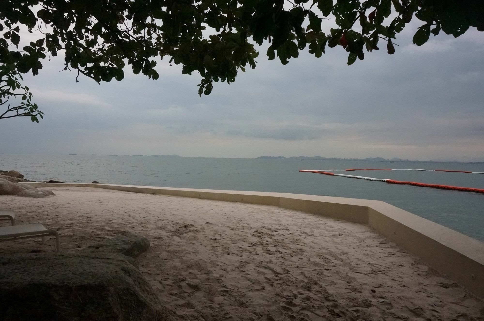 Baan Plai Haad Beachfront * Pattaya