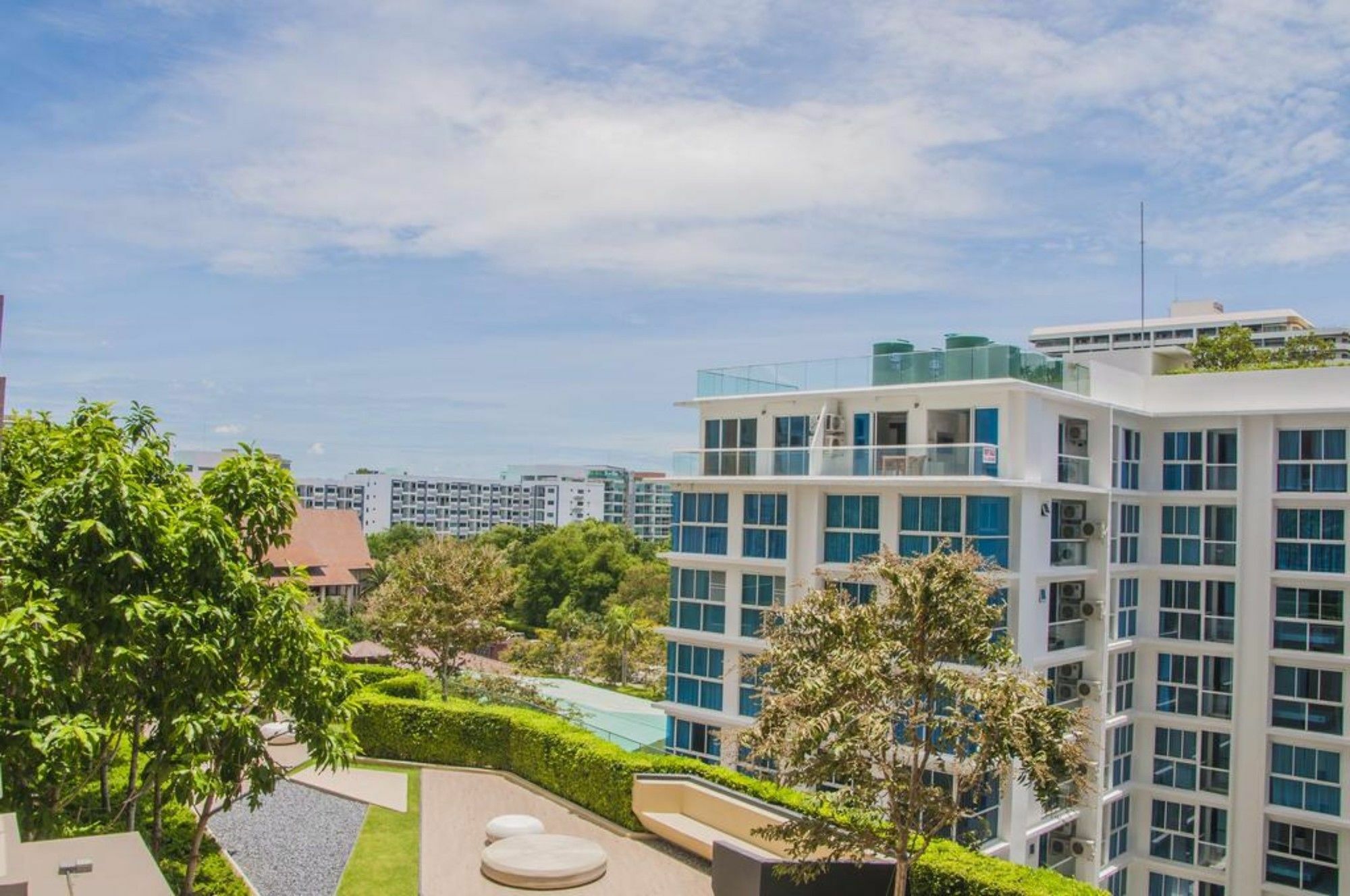 Baan Plai Haad Beachfront Apartment