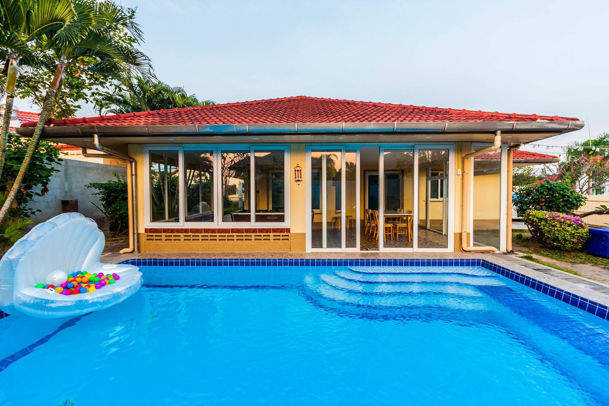 Fairys House Pool Villa