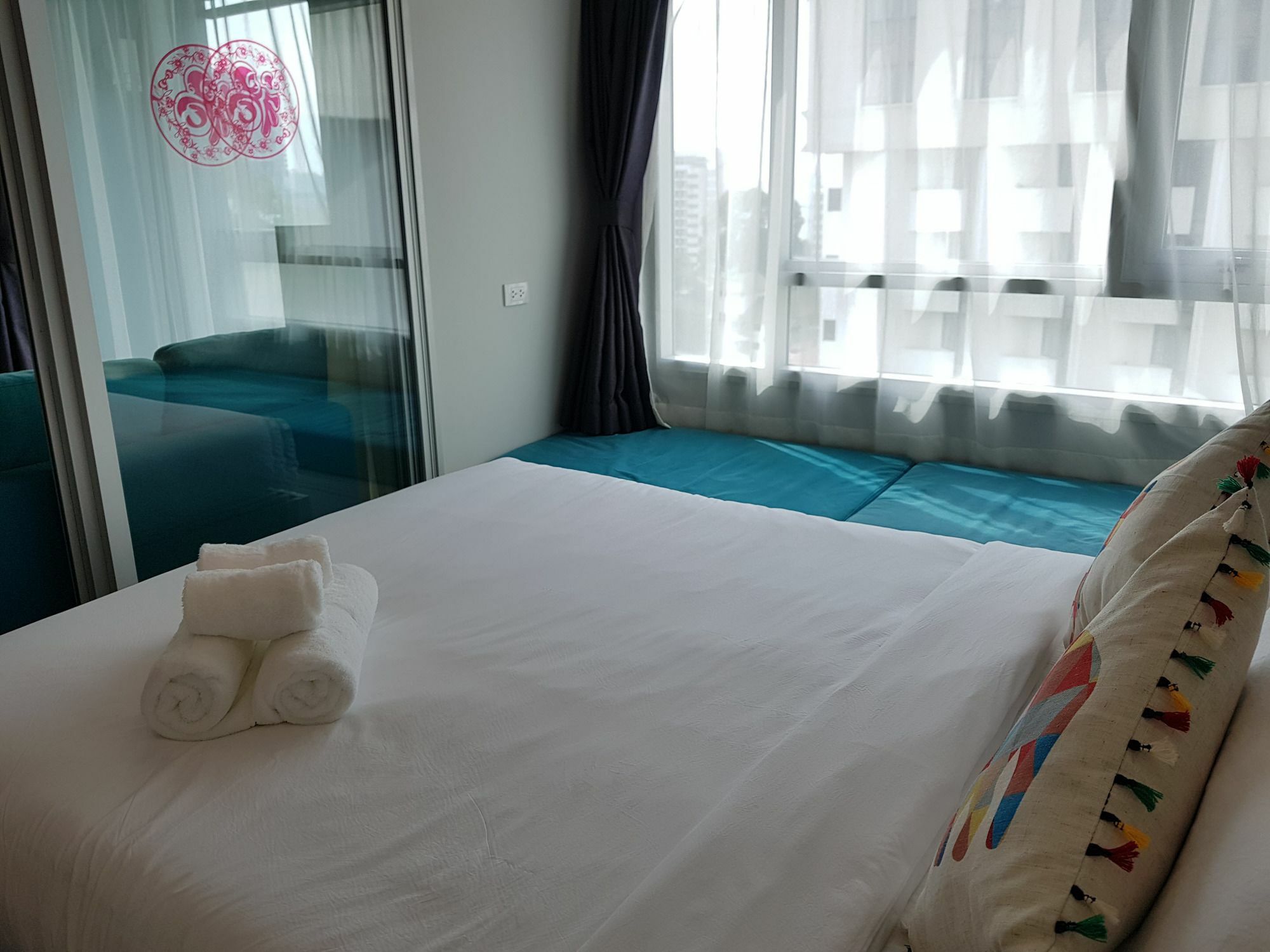 2br Centric Sea 843 By 3*