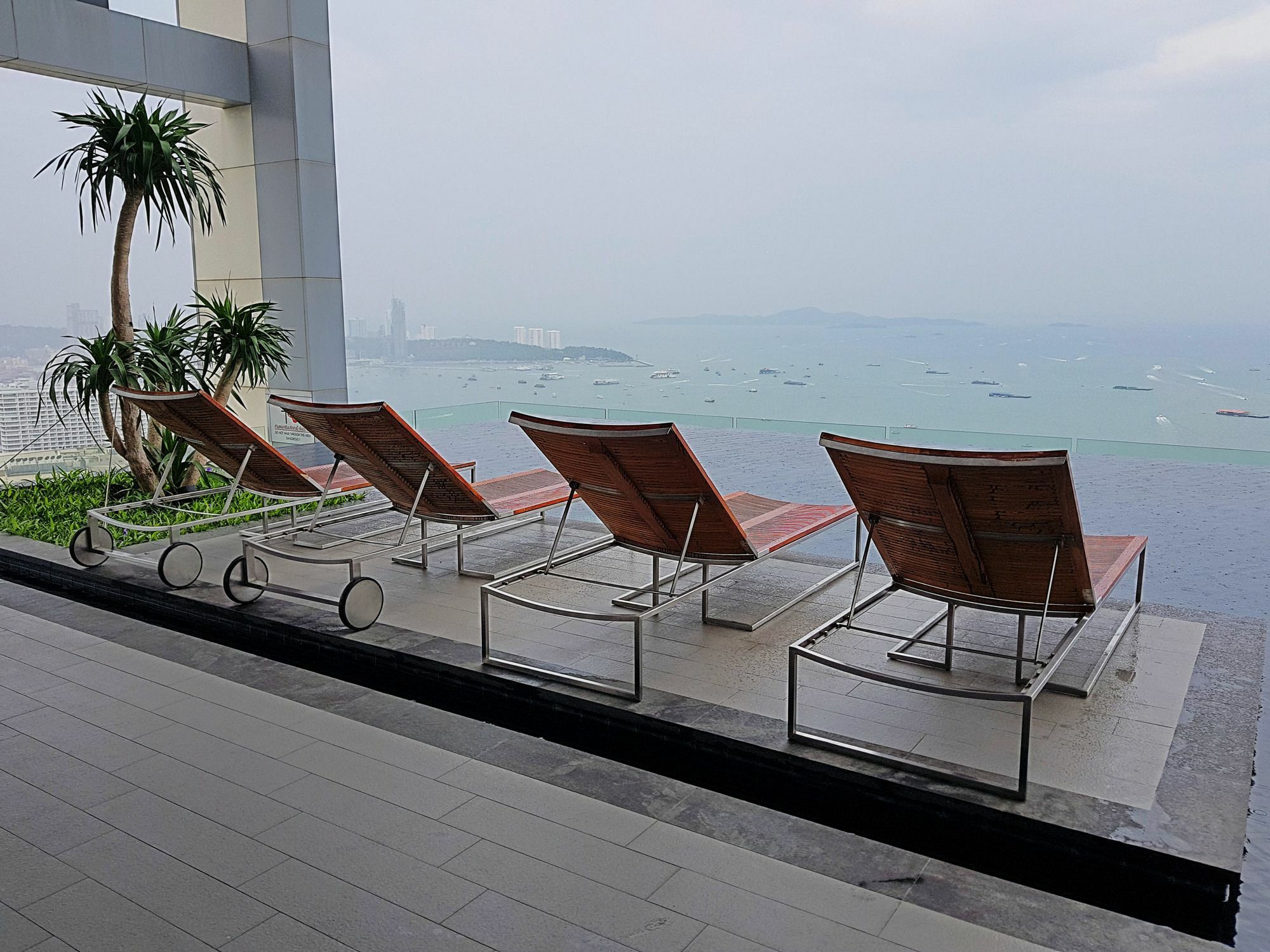 2br Centric Sea 843 By