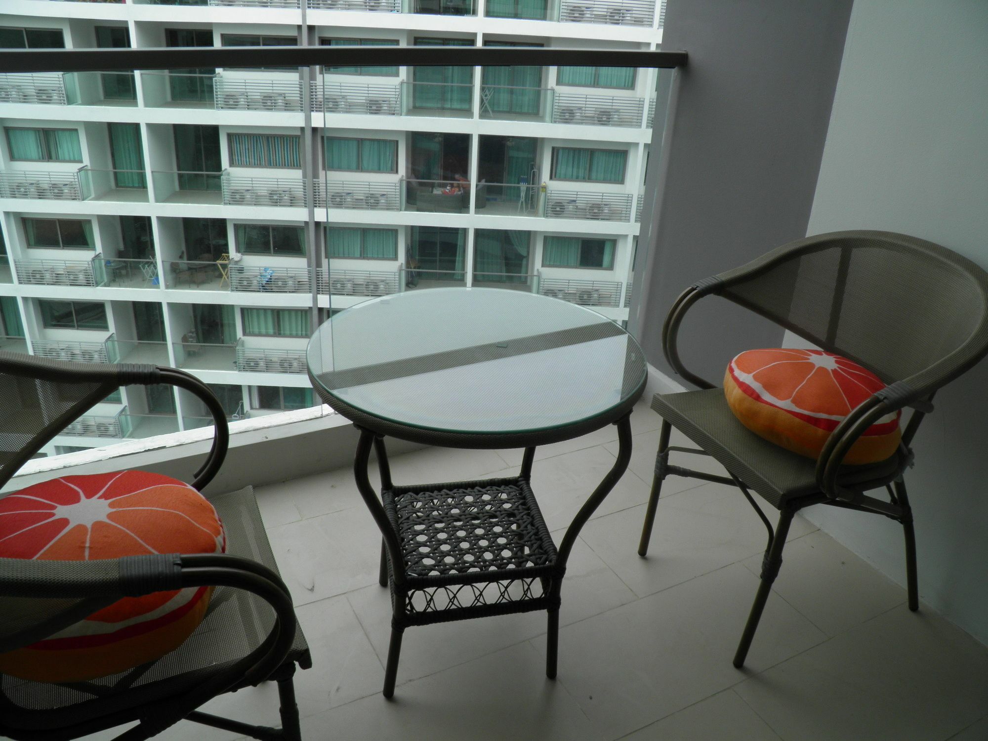Laguna 1 720 By Axiom Group *