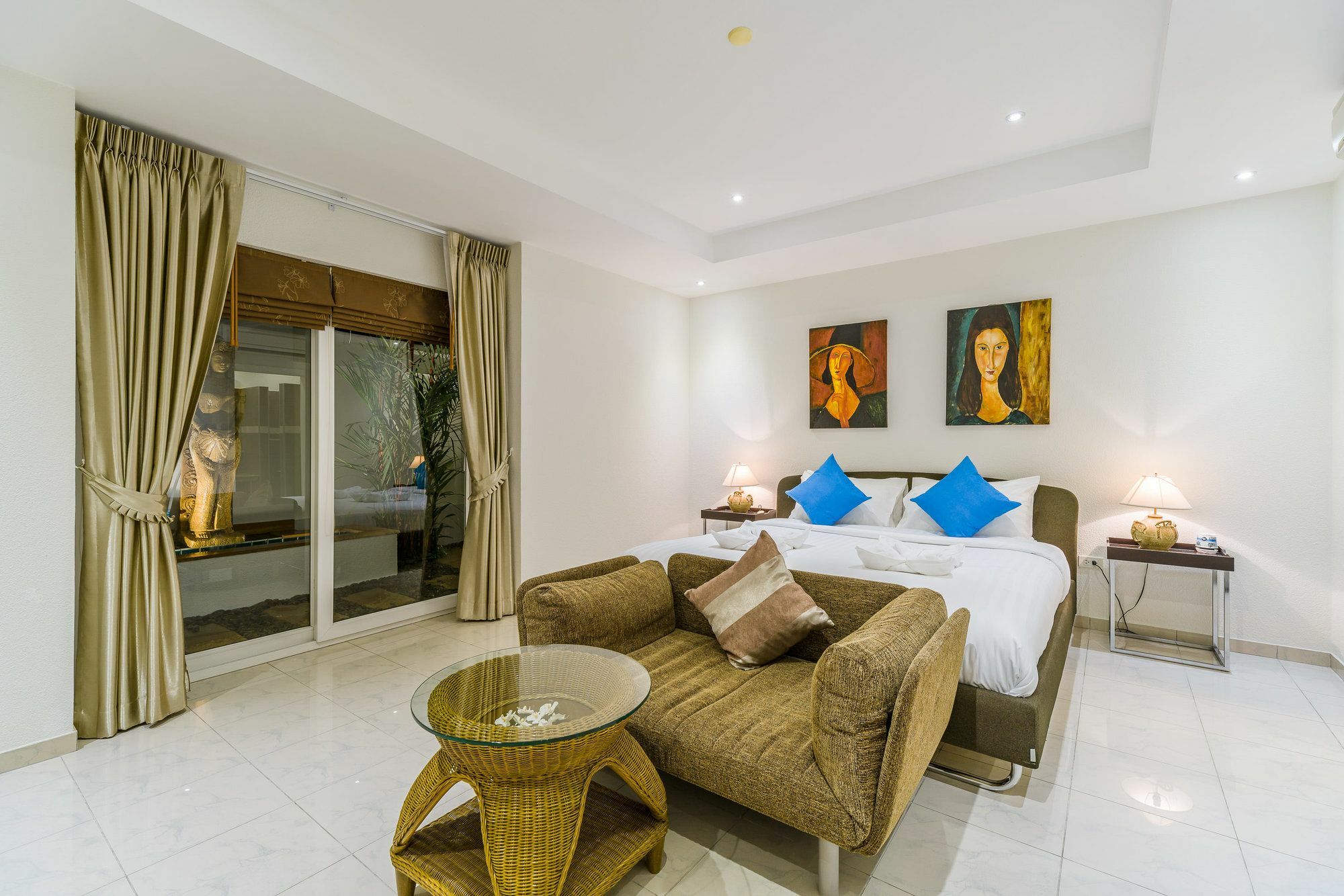 Villa Luxury Pool 52 4br 8-10 Persons Pattaya