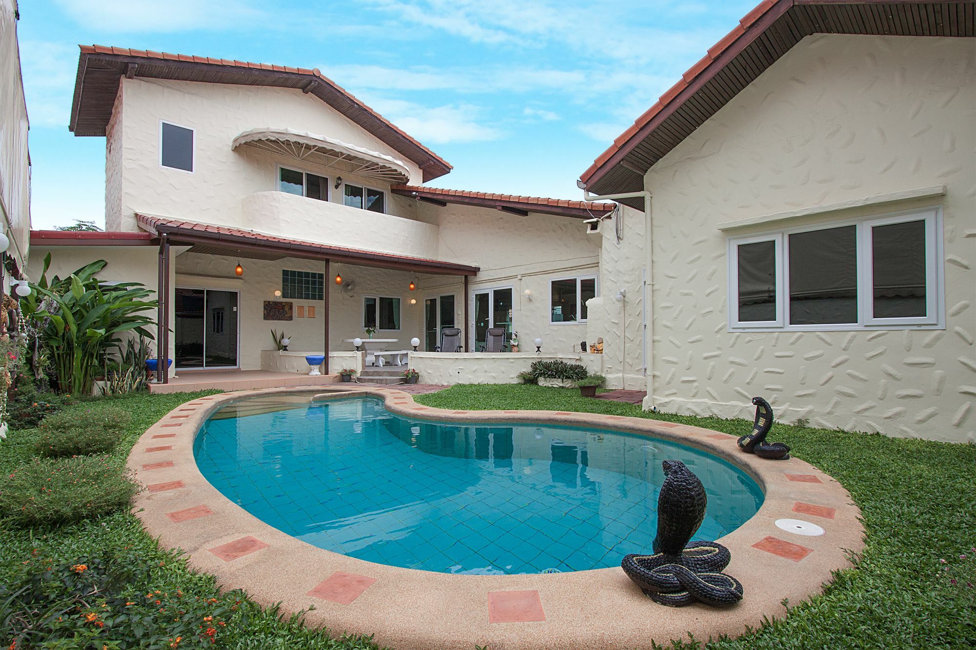 Nai Mueang Far With - 4 Bedroom Pattaya