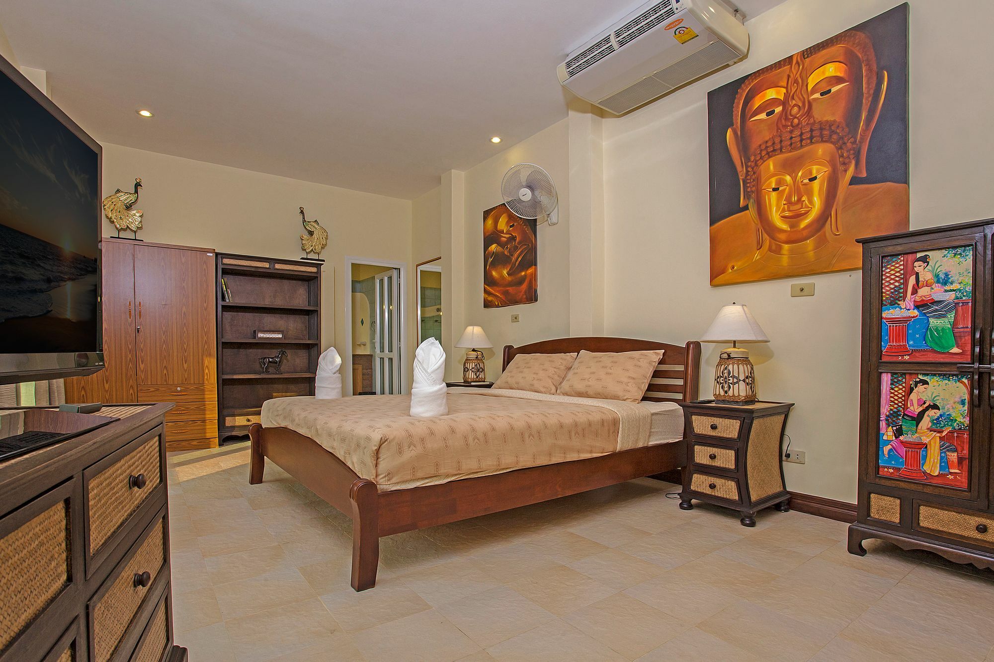 Villa Nai Mueang Far With - 4 Bedroom