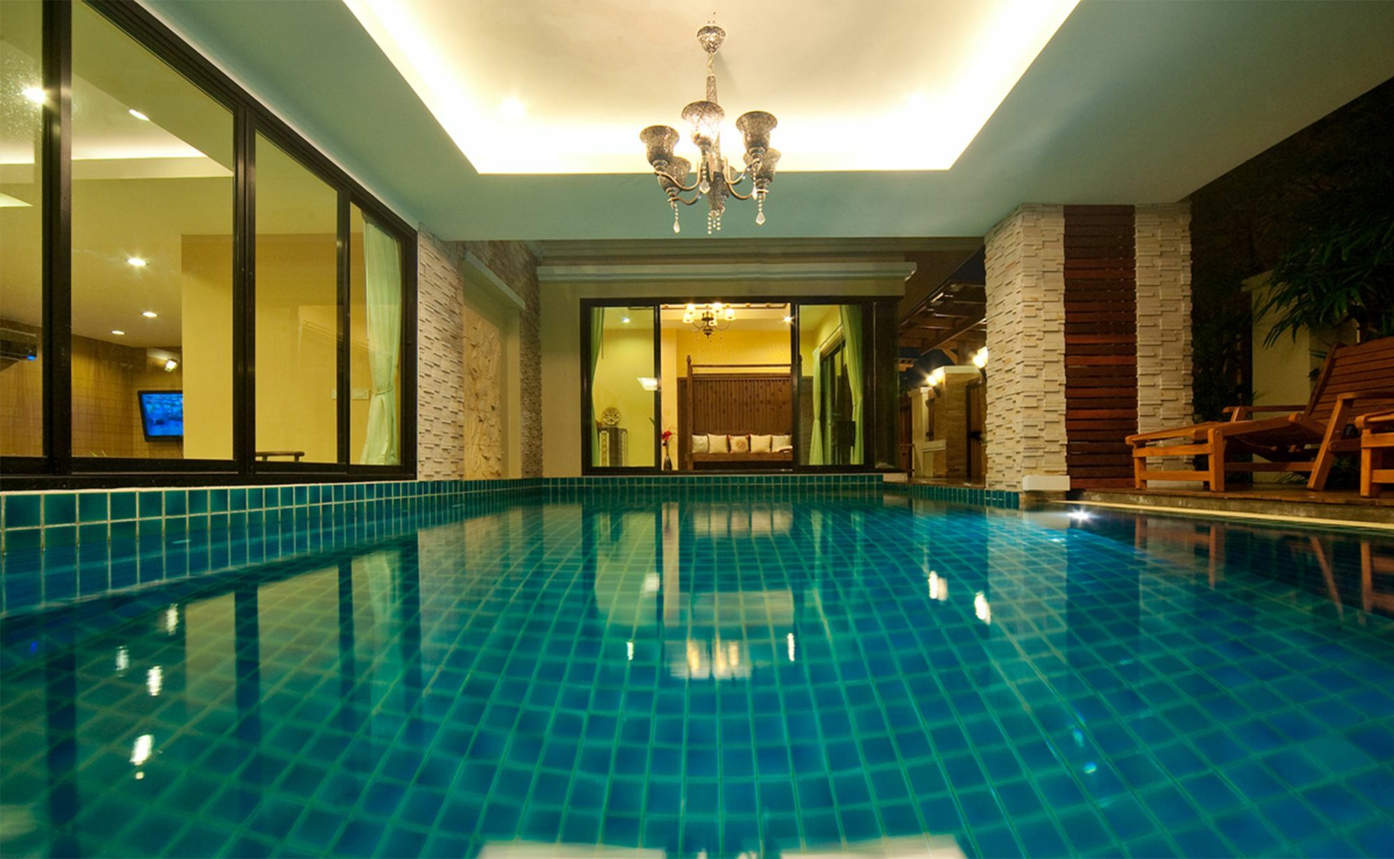 Villa Natcha Pool Pattaya