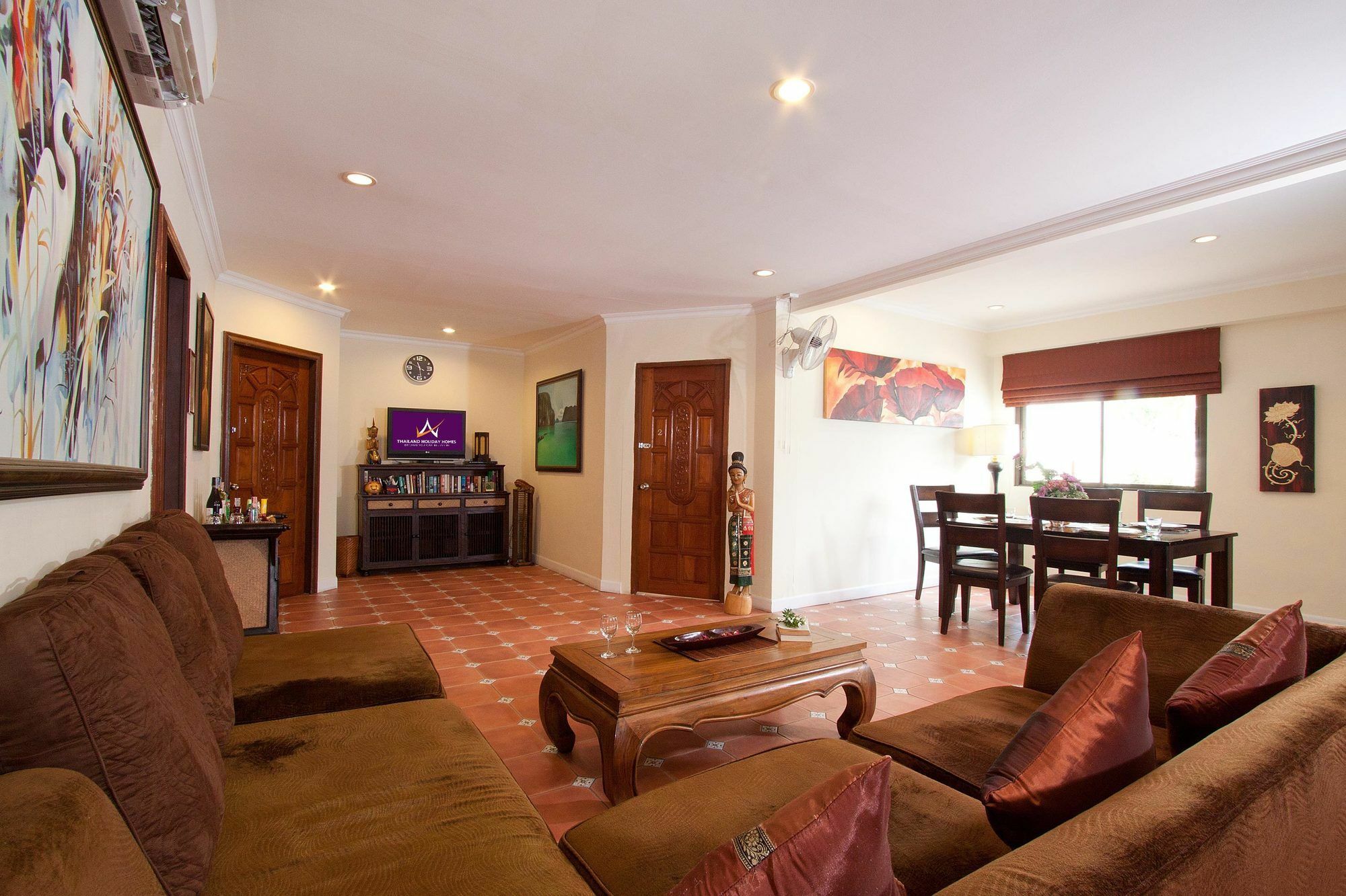 Villa Nai Mueang Klang Pattaya