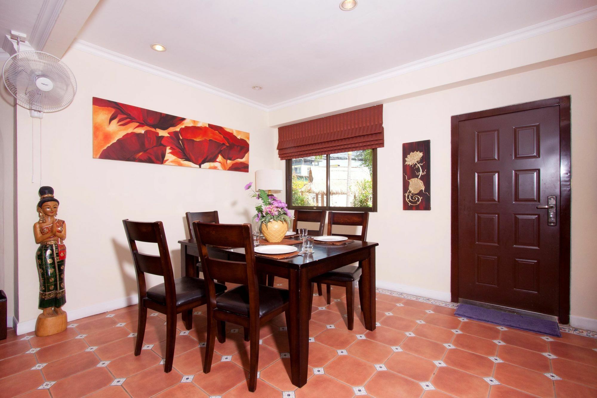 Nai Mueang Klang Villa Pattaya