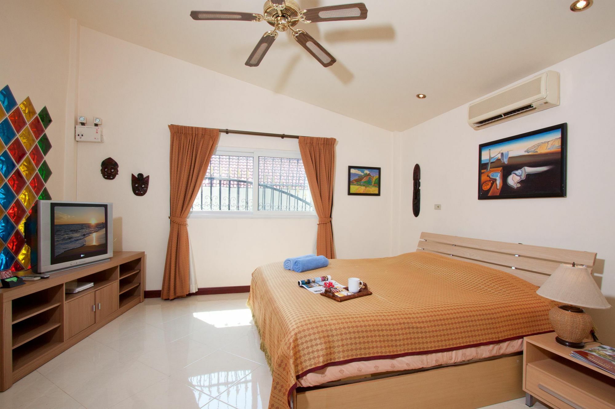 Villa Nai Mueang Noi