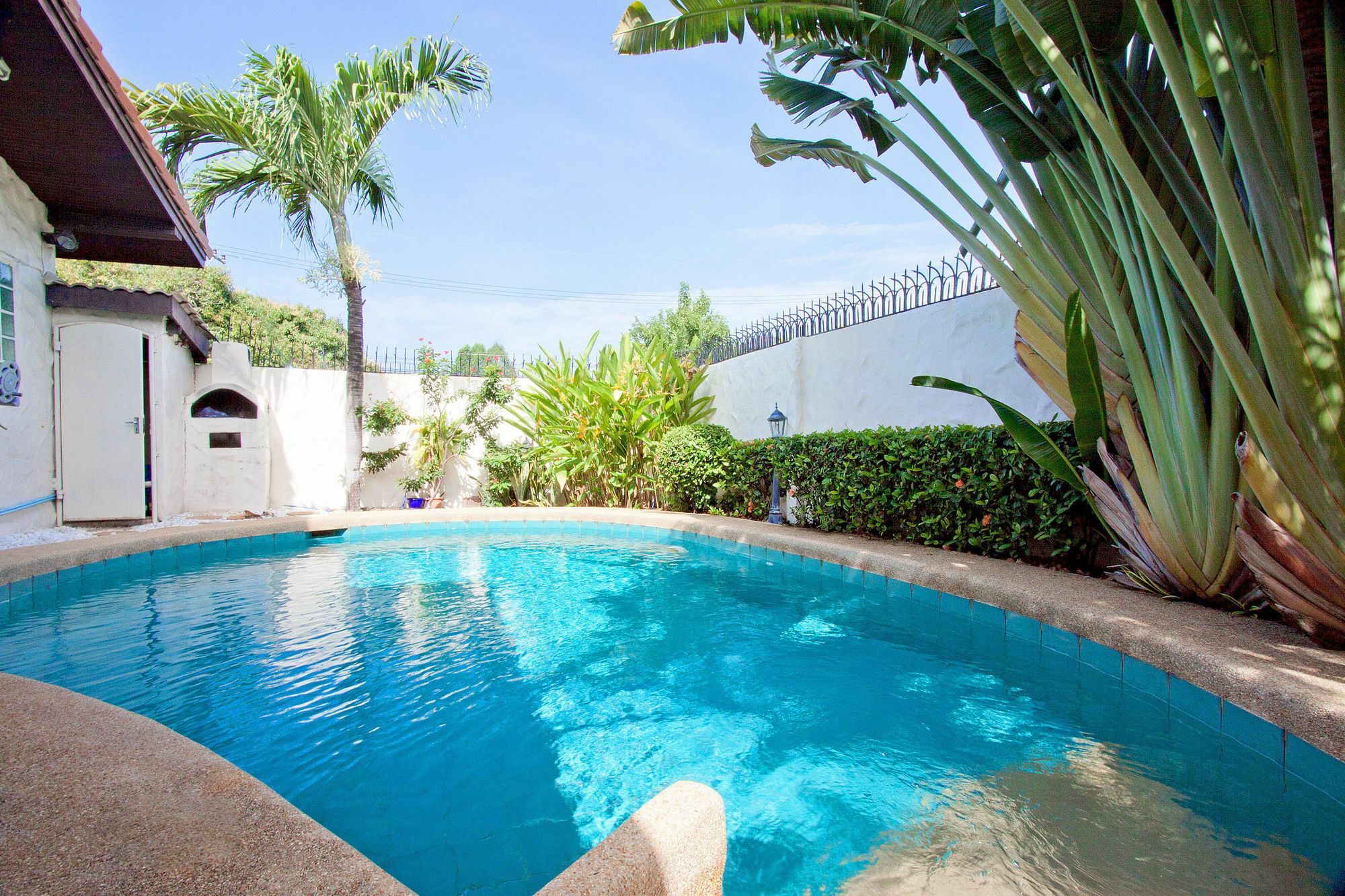 Nai Mueang Noi Pattaya