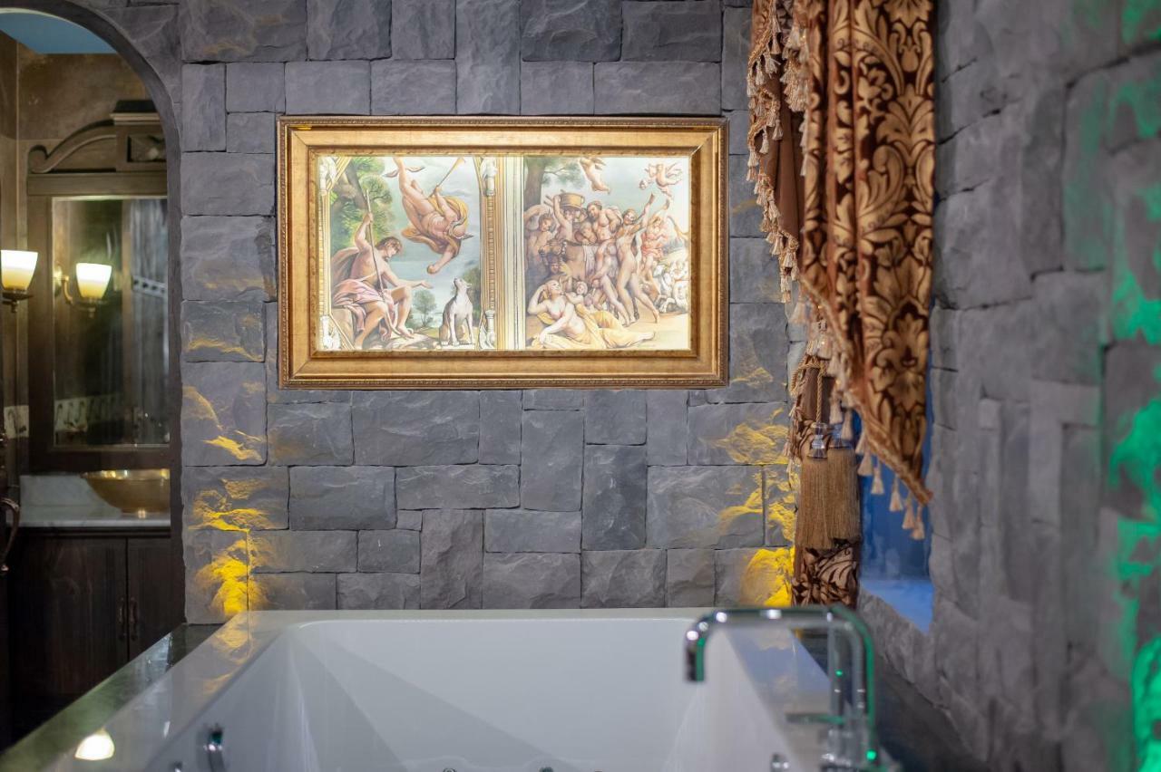 Castle Suites 5*