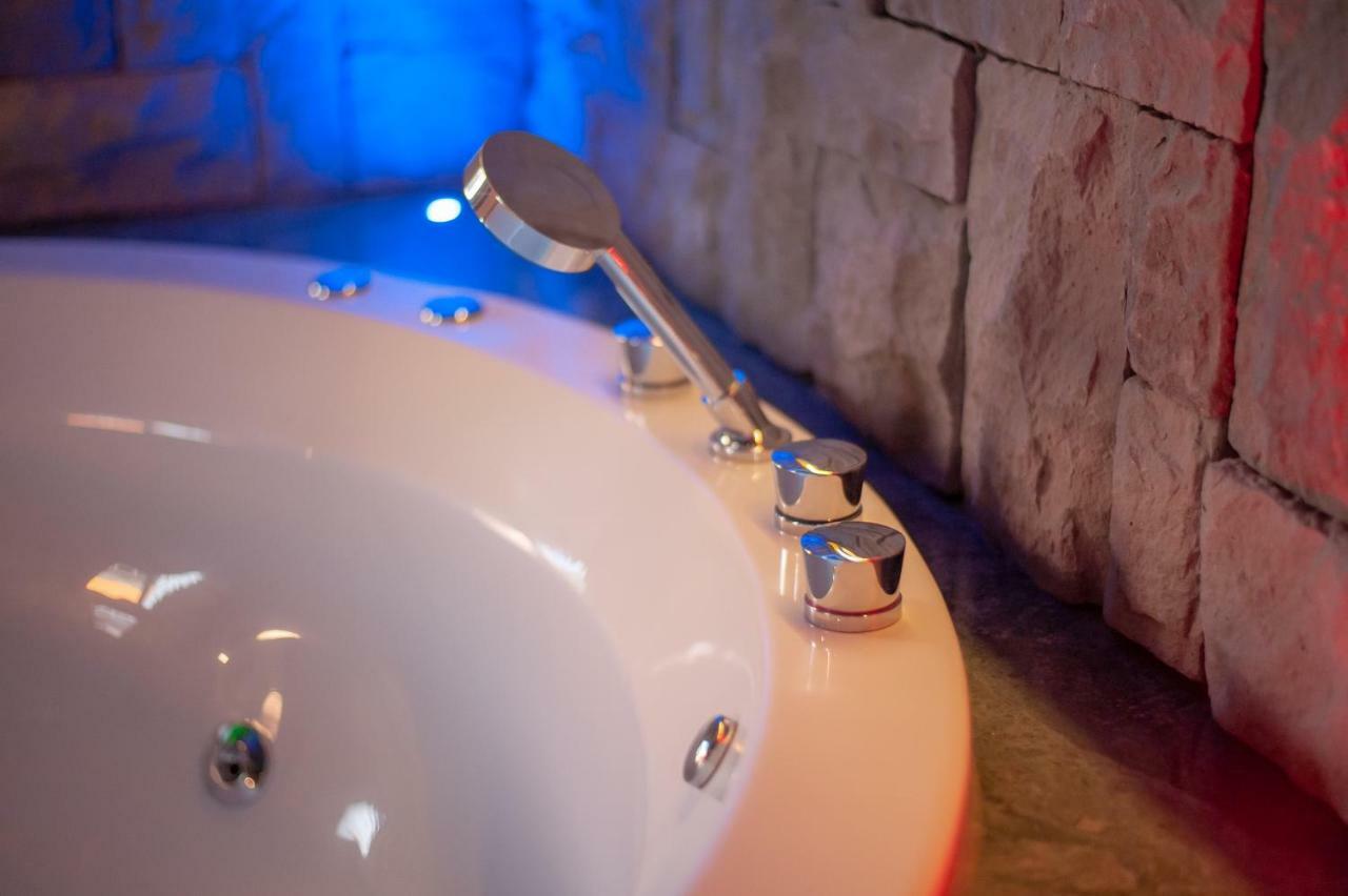 Castle Suites 5*