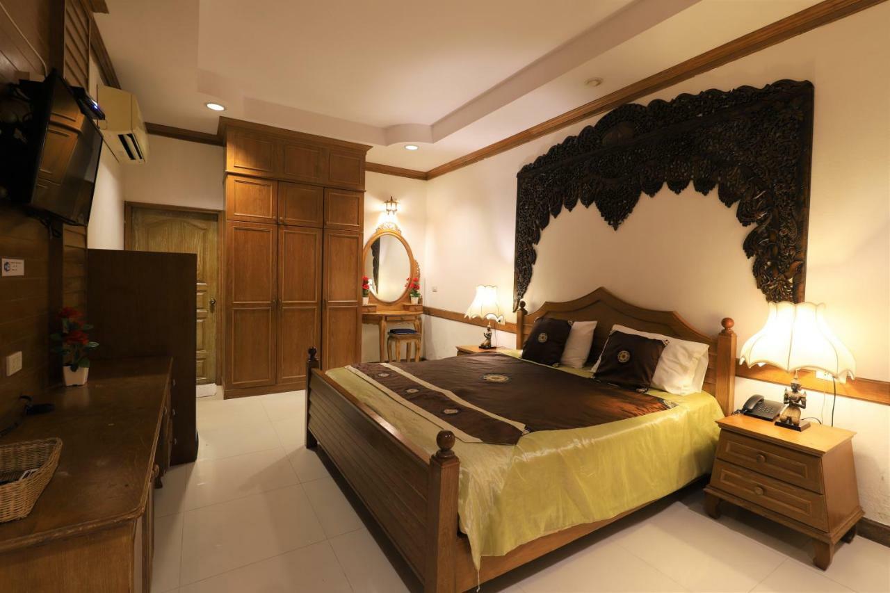 Right Spot Hotel