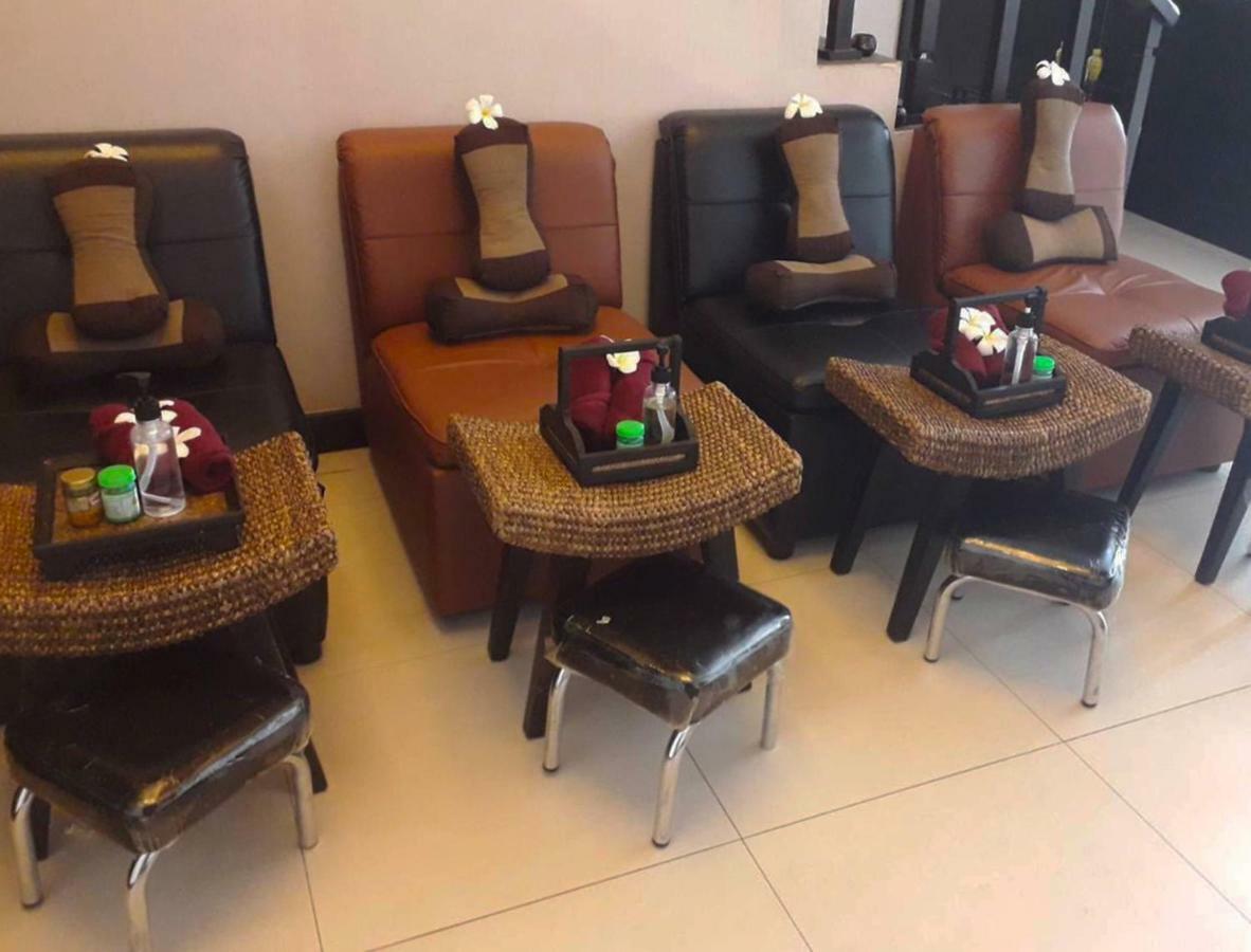 Authong Hotel 4*