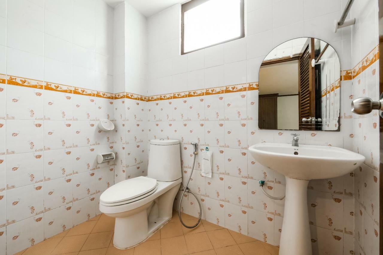 Oyo 285 The Modern Place