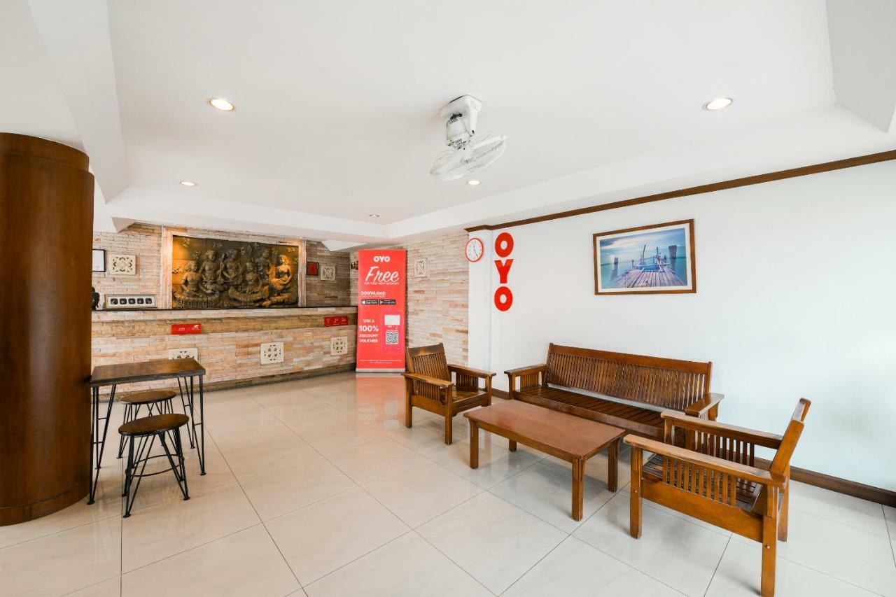 Oyo 285 The Modern Place Hotel Pattaya