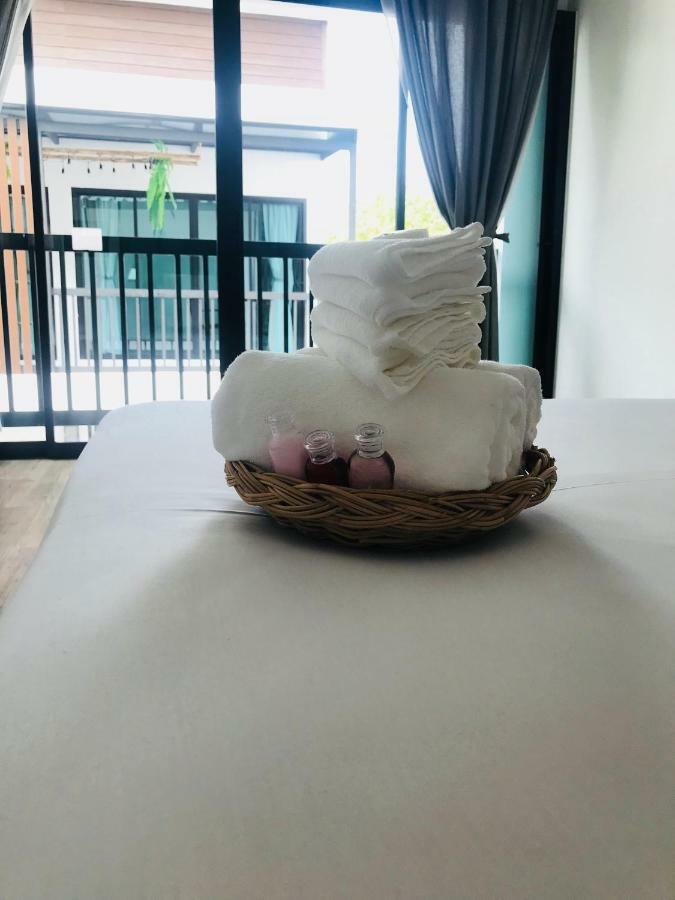 Villa Warm White Pattaya