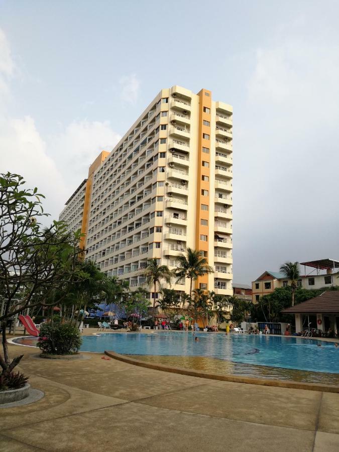 View Talay 1b By Fernando Apartment