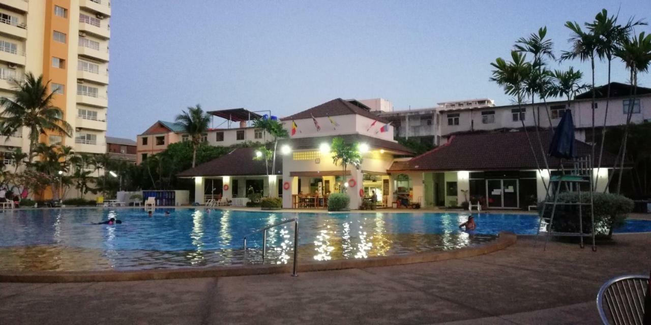 View Talay 1b By Fernando Apartment