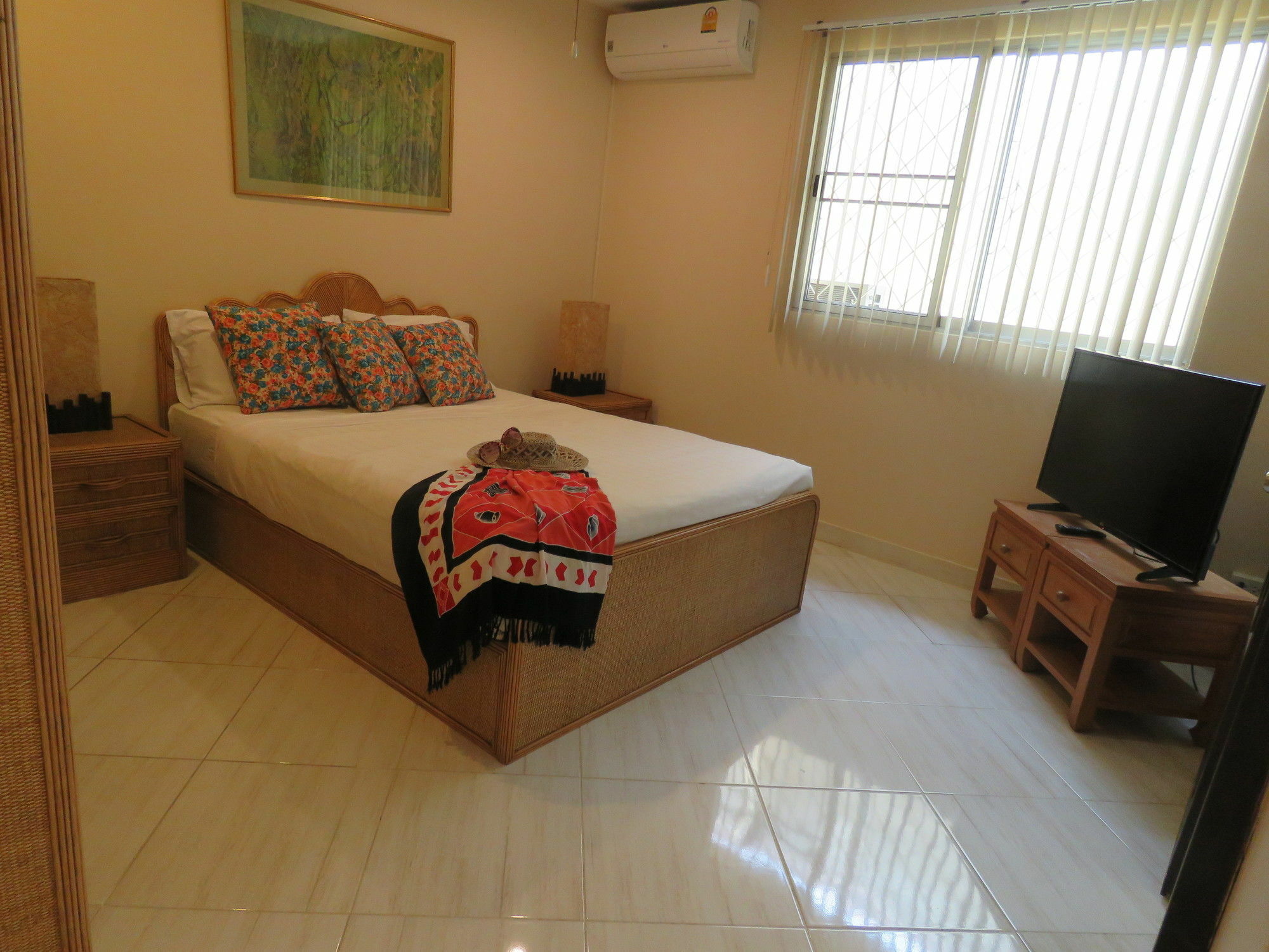 Aparthotel Butterfly Garden Boutique Residences: Luxury & With Full Amenities 3*