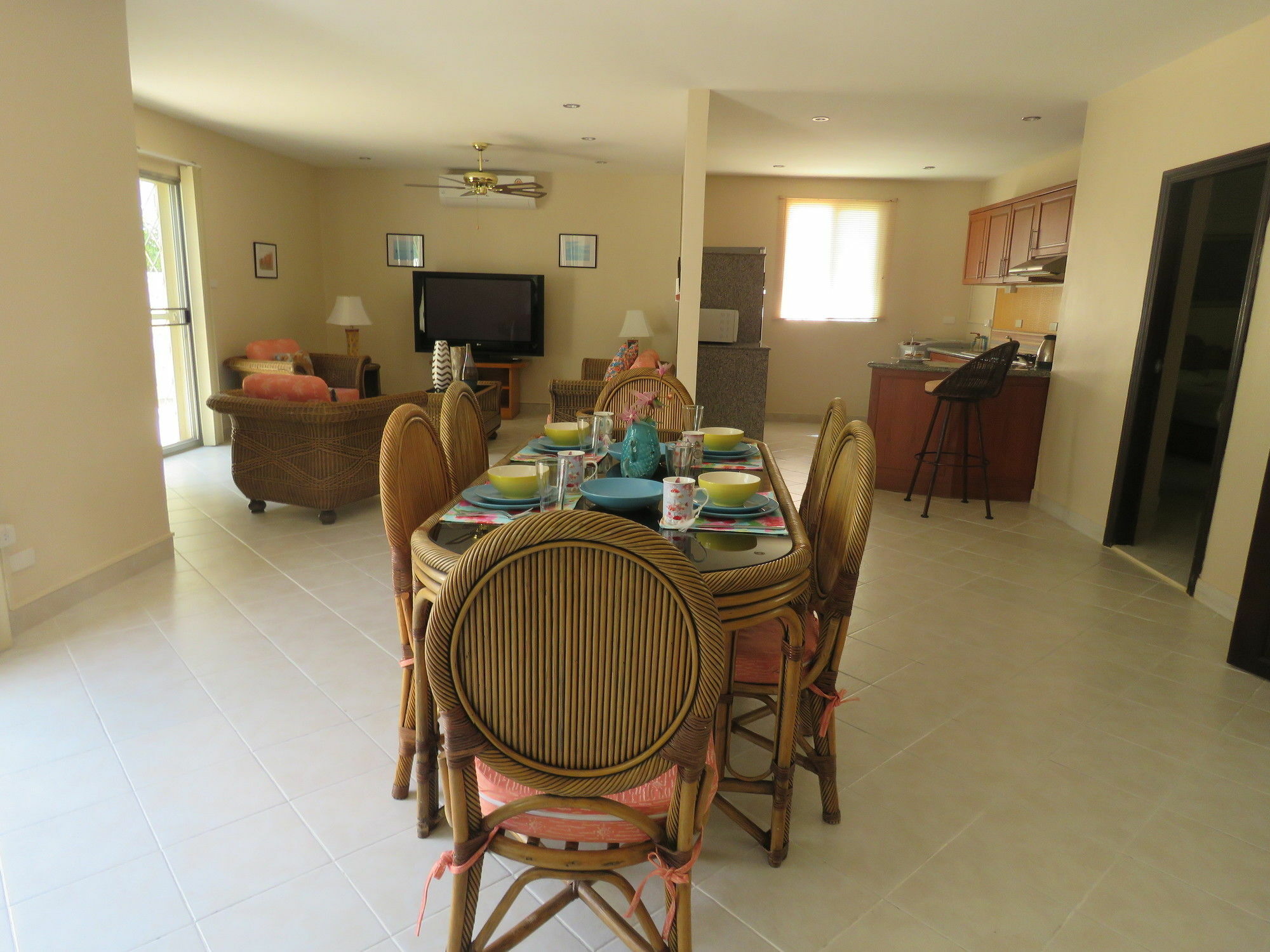Aparthotel Butterfly Garden Boutique Residences: Luxury & With Full Amenities Pattaya