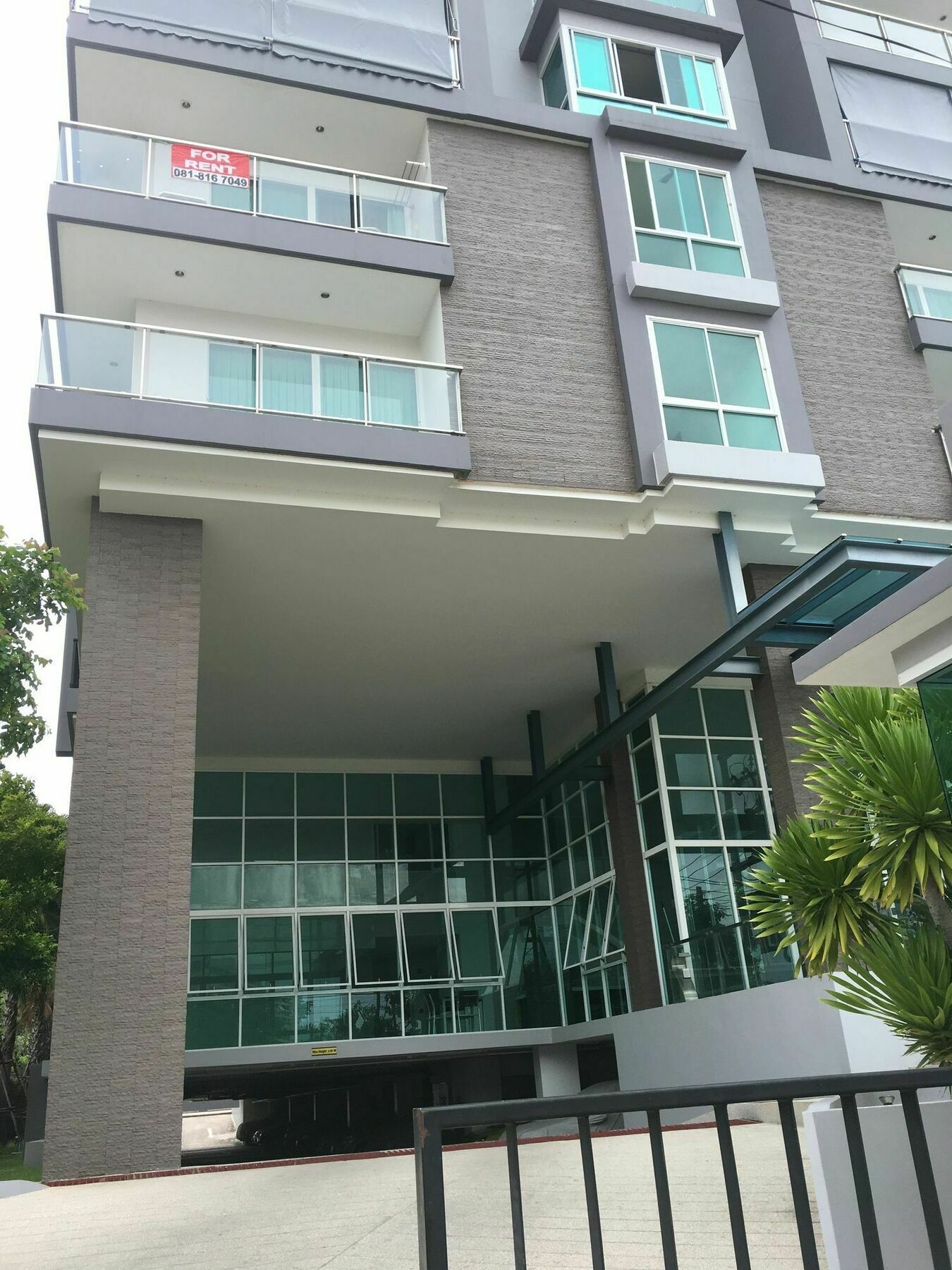 The Winner Apartment *