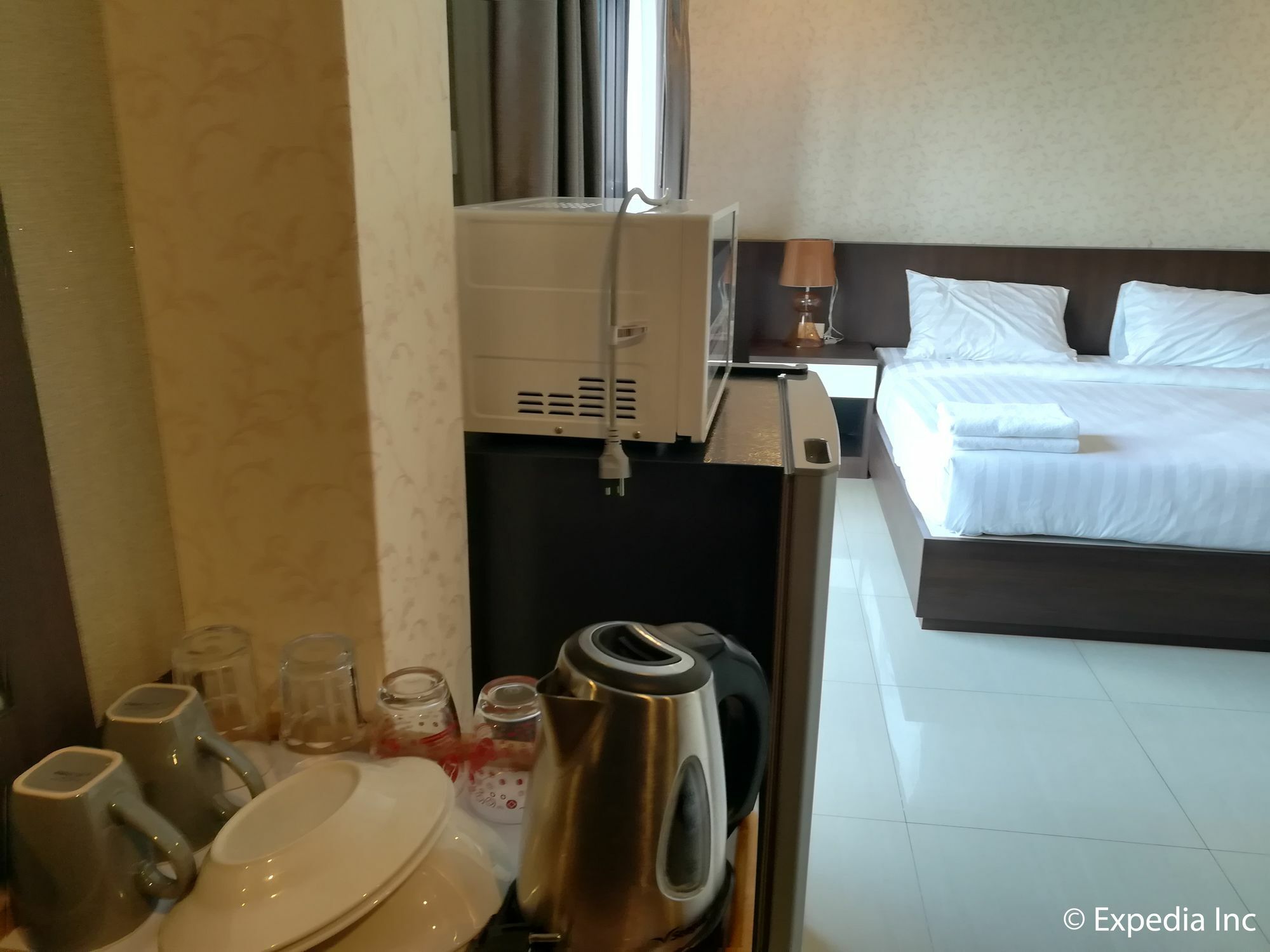 Hotel The Leader's 3*