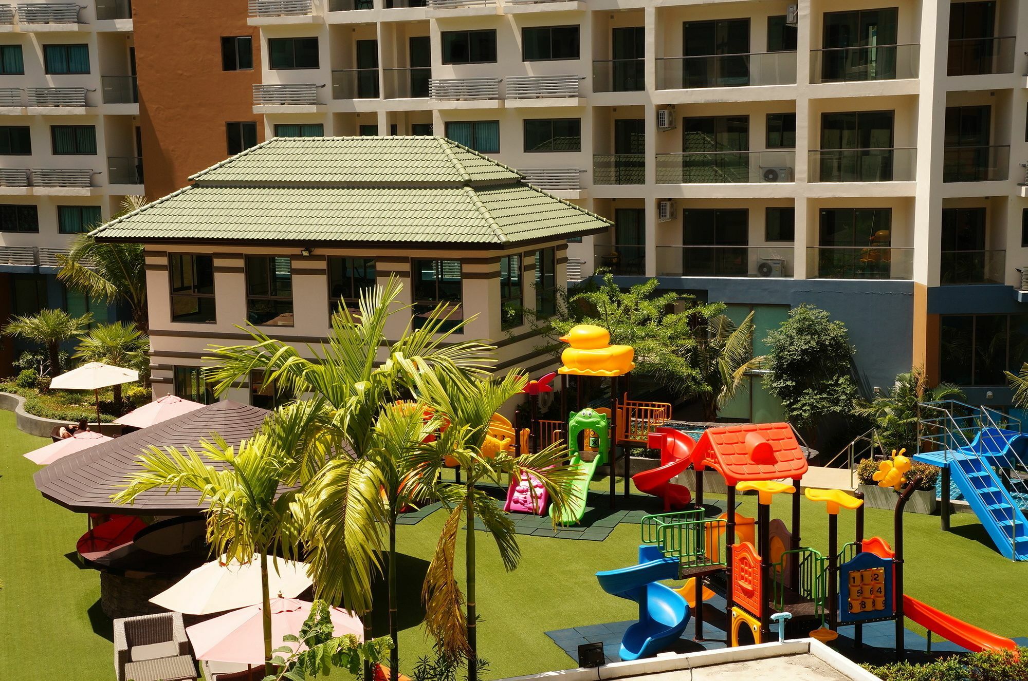 Pool View In Laguna 2 Pattaya
