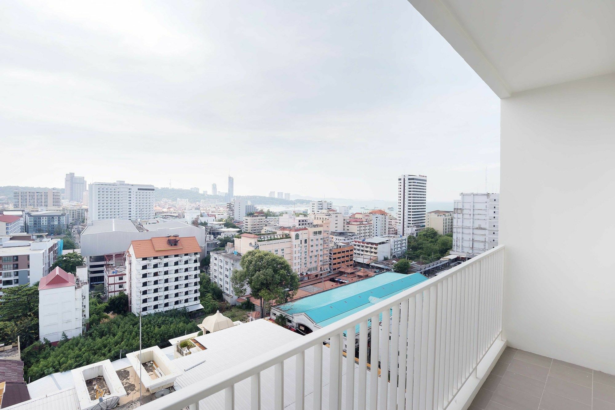 Apartment Favstay - The Base *