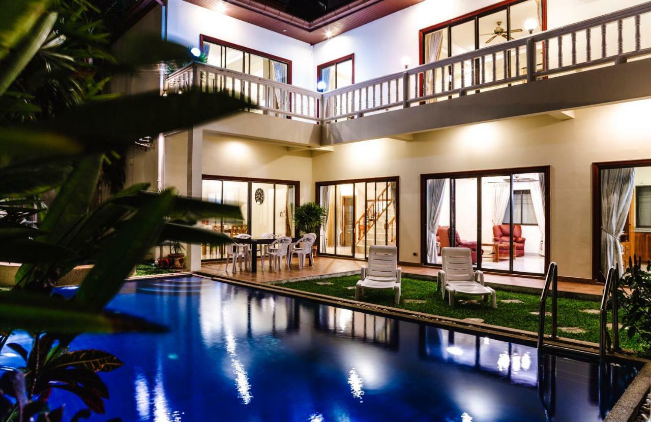 Villa Avoca Pool
