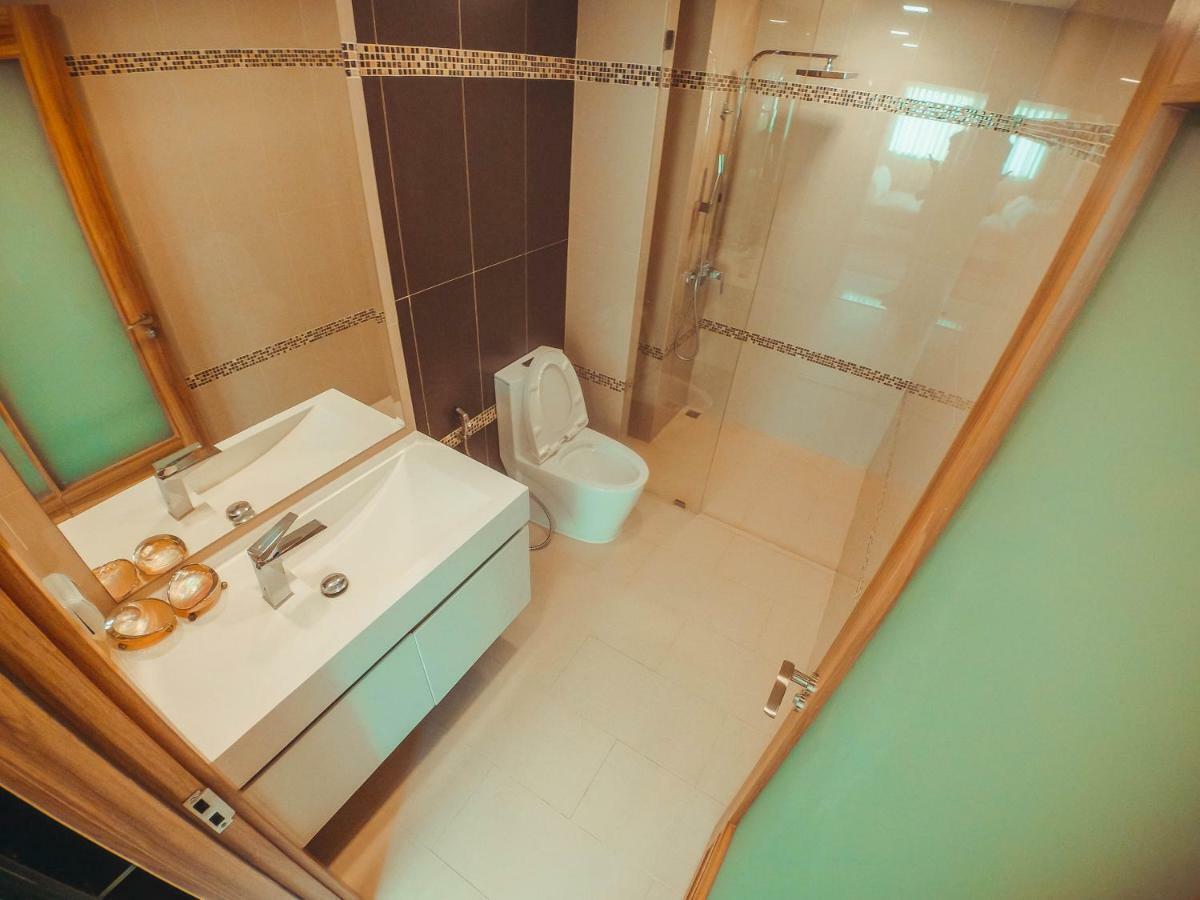 1 Bedroom In Club Royal Suites Apartment *