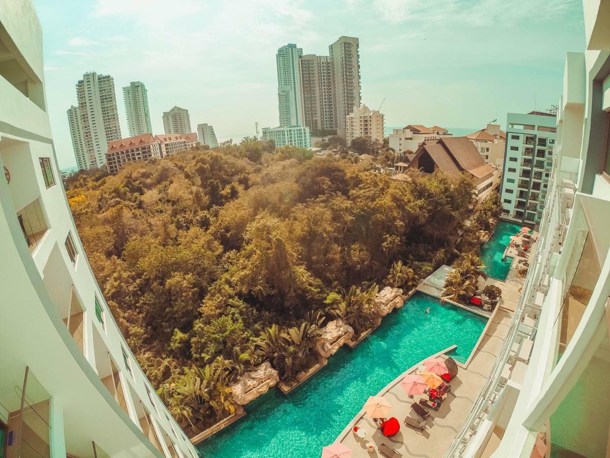 Apartment 1 Bedroom In Club Royal Suites